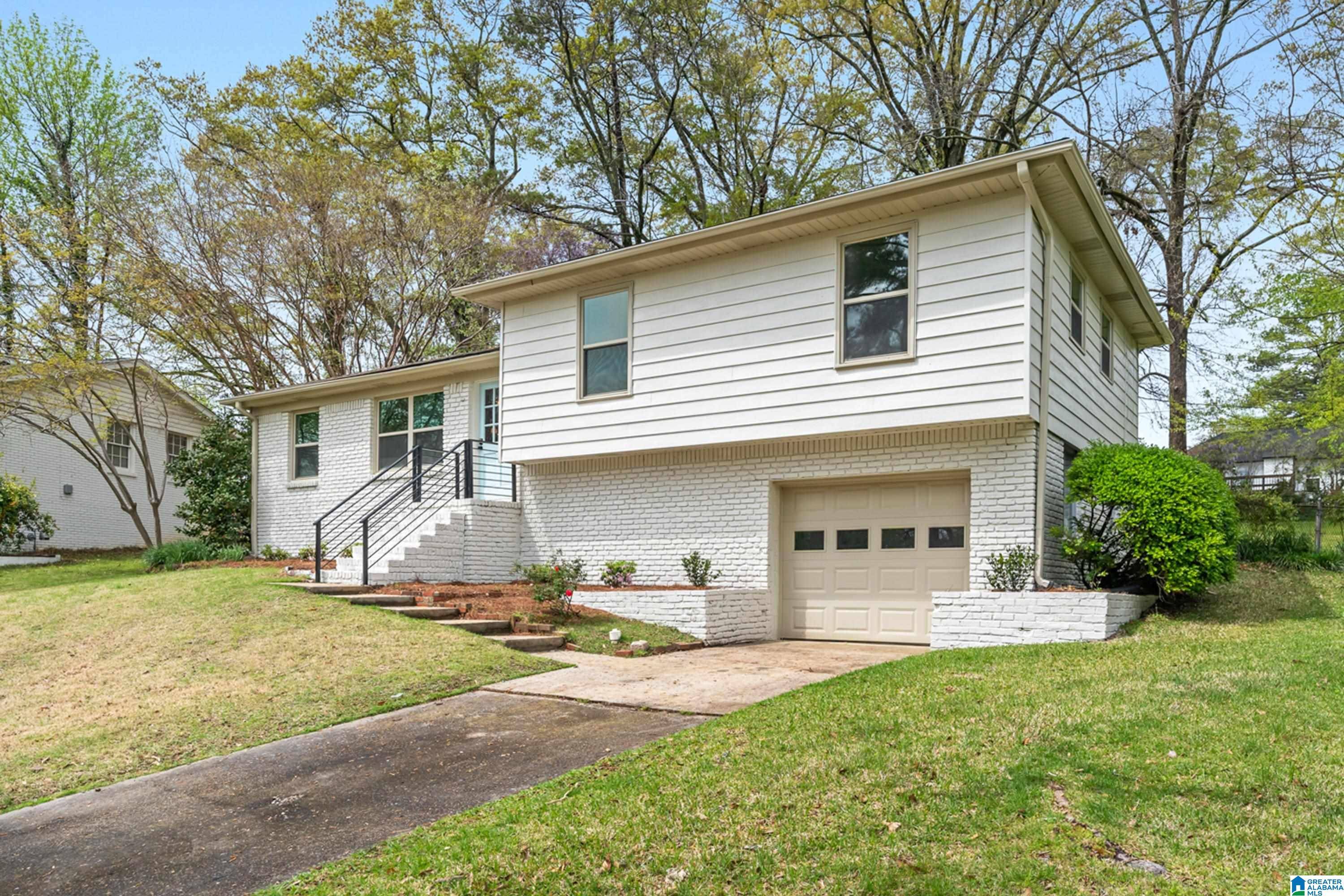 Homewood, AL 35209,668 EDGEMOOR DRIVE
