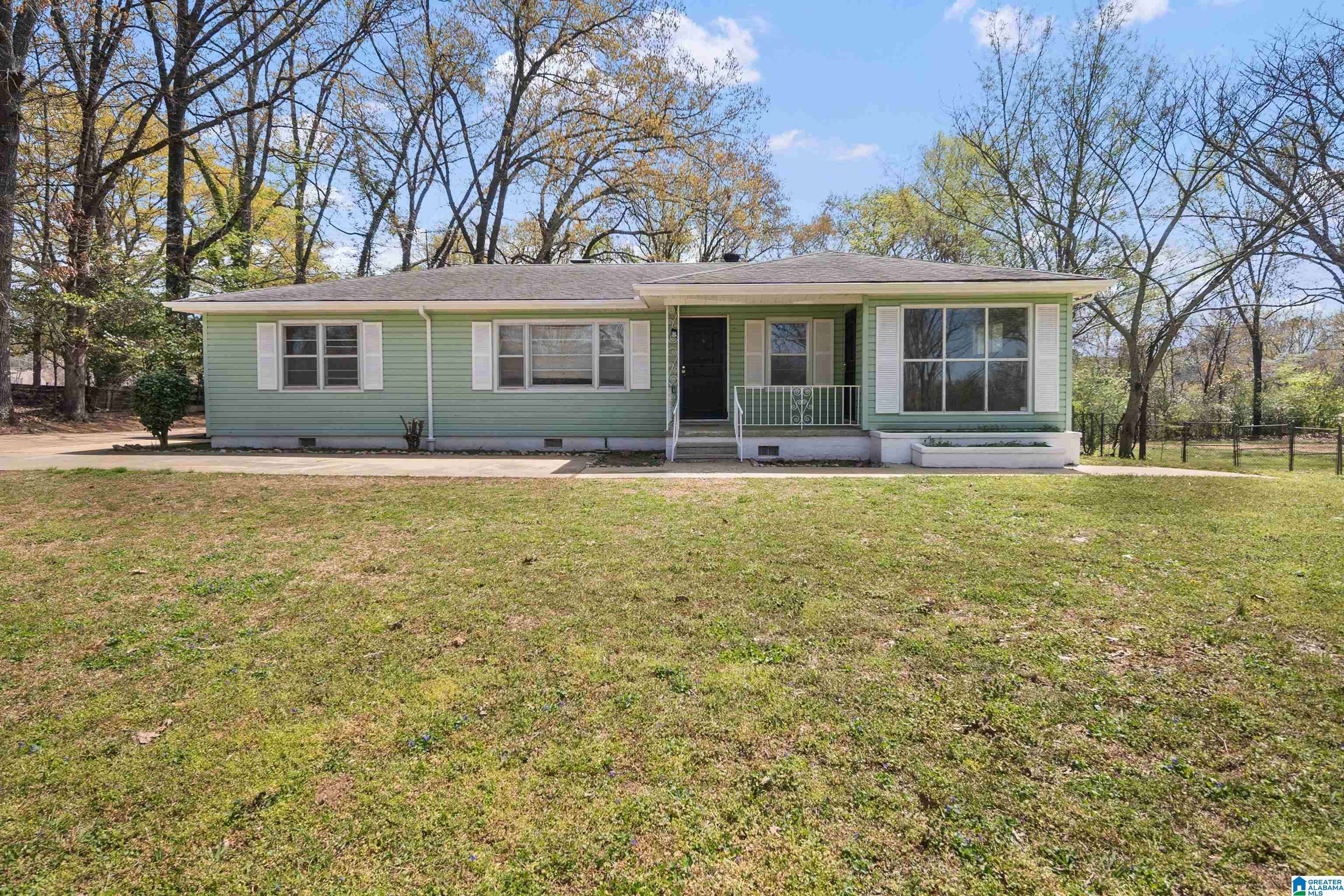 Center Point, AL 35215,221 MAPLE WAY