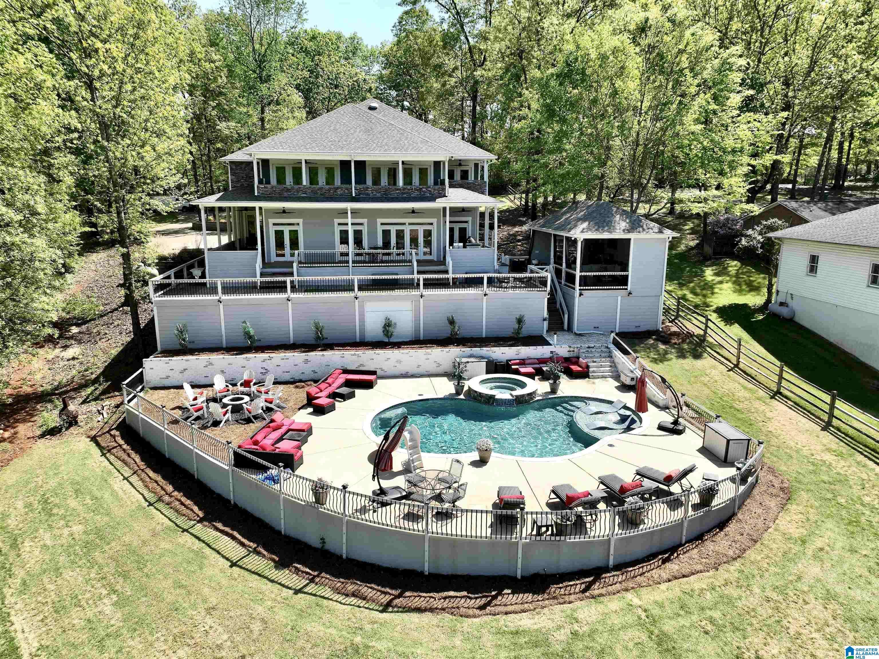 Talladega, AL 35160,71 DOVE COVE ROAD