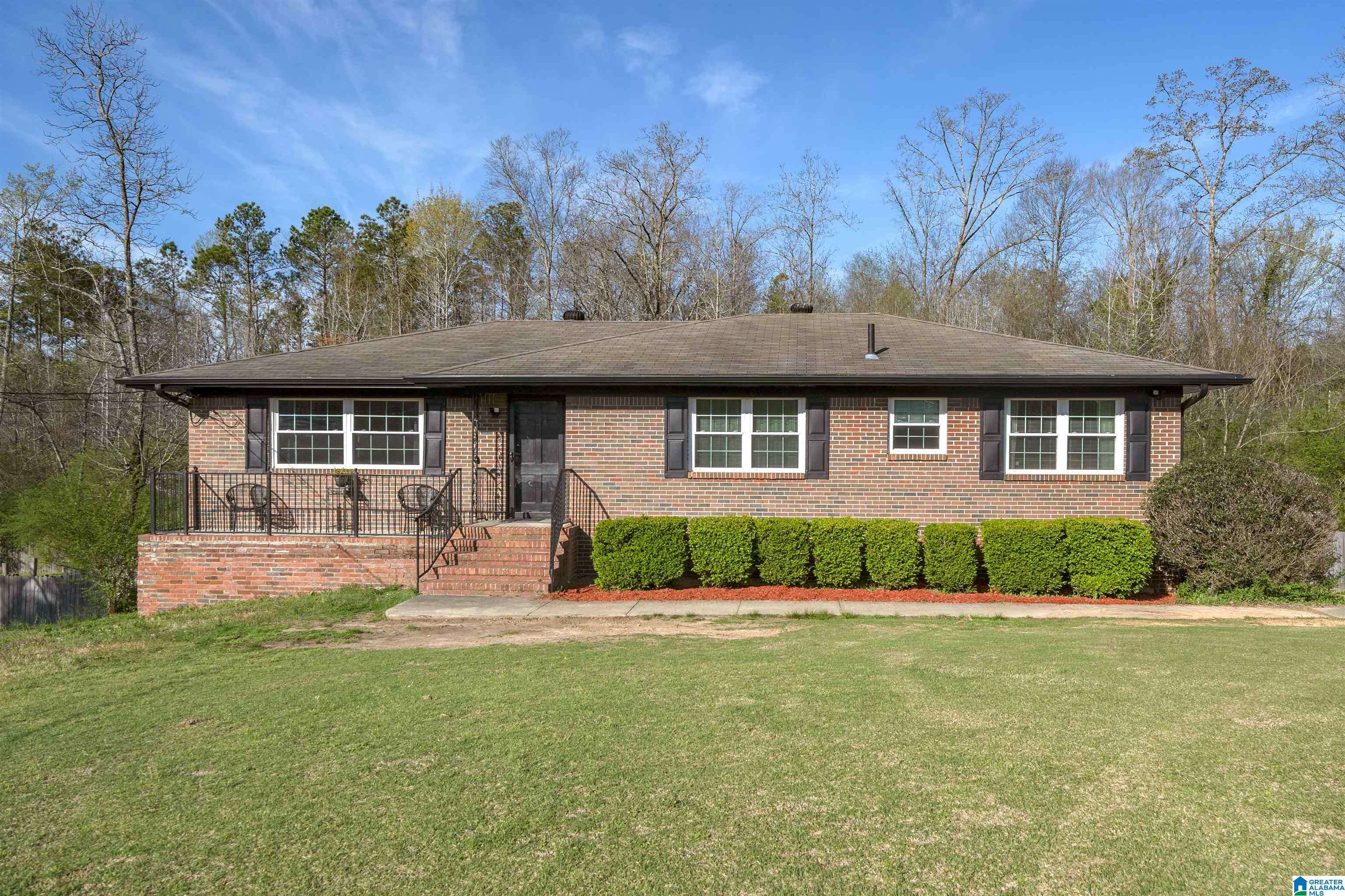 Center Point, AL 35215,2240 3RD STREET NW