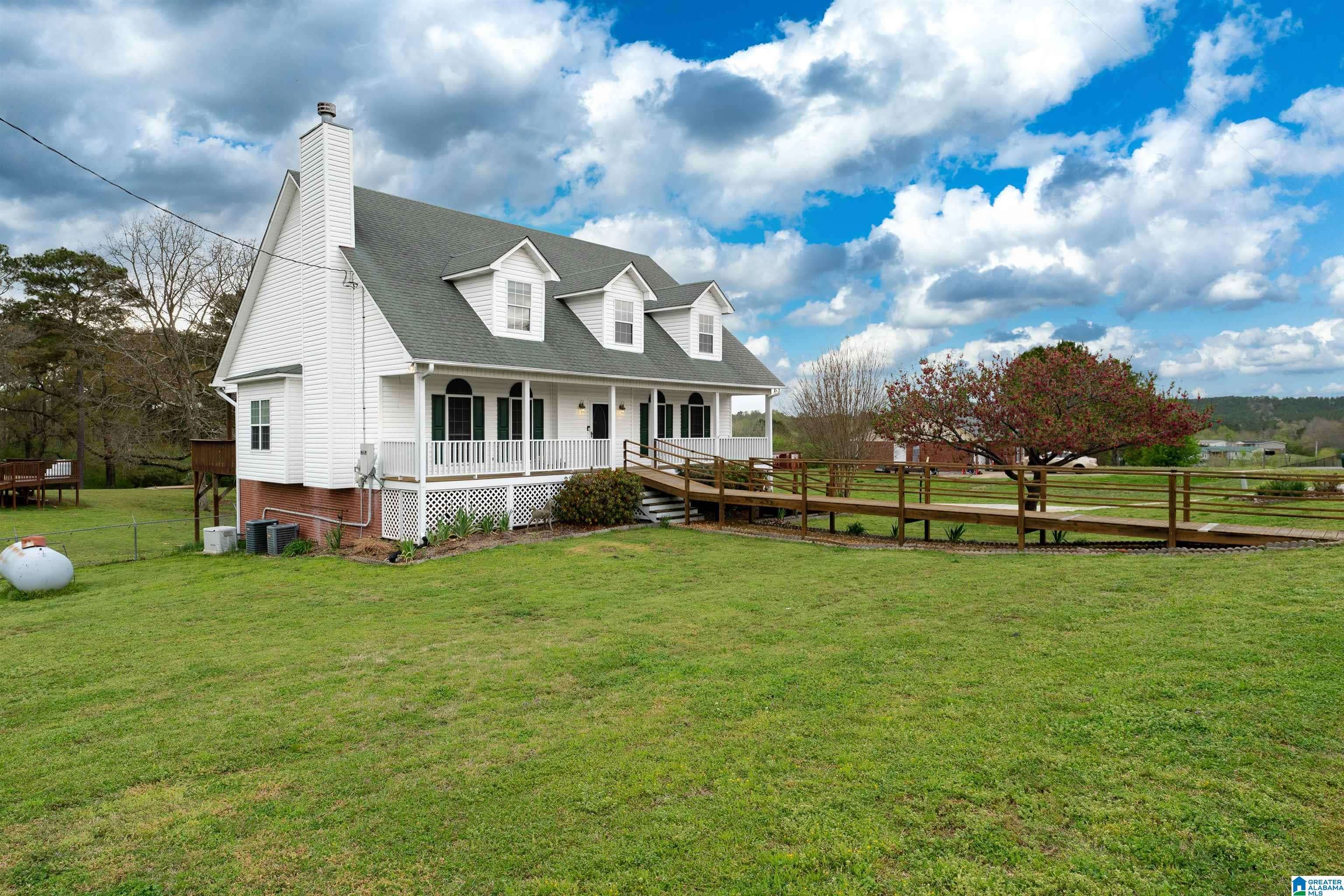 Locust Fork, AL 35097,200 SHADY POINT ROAD