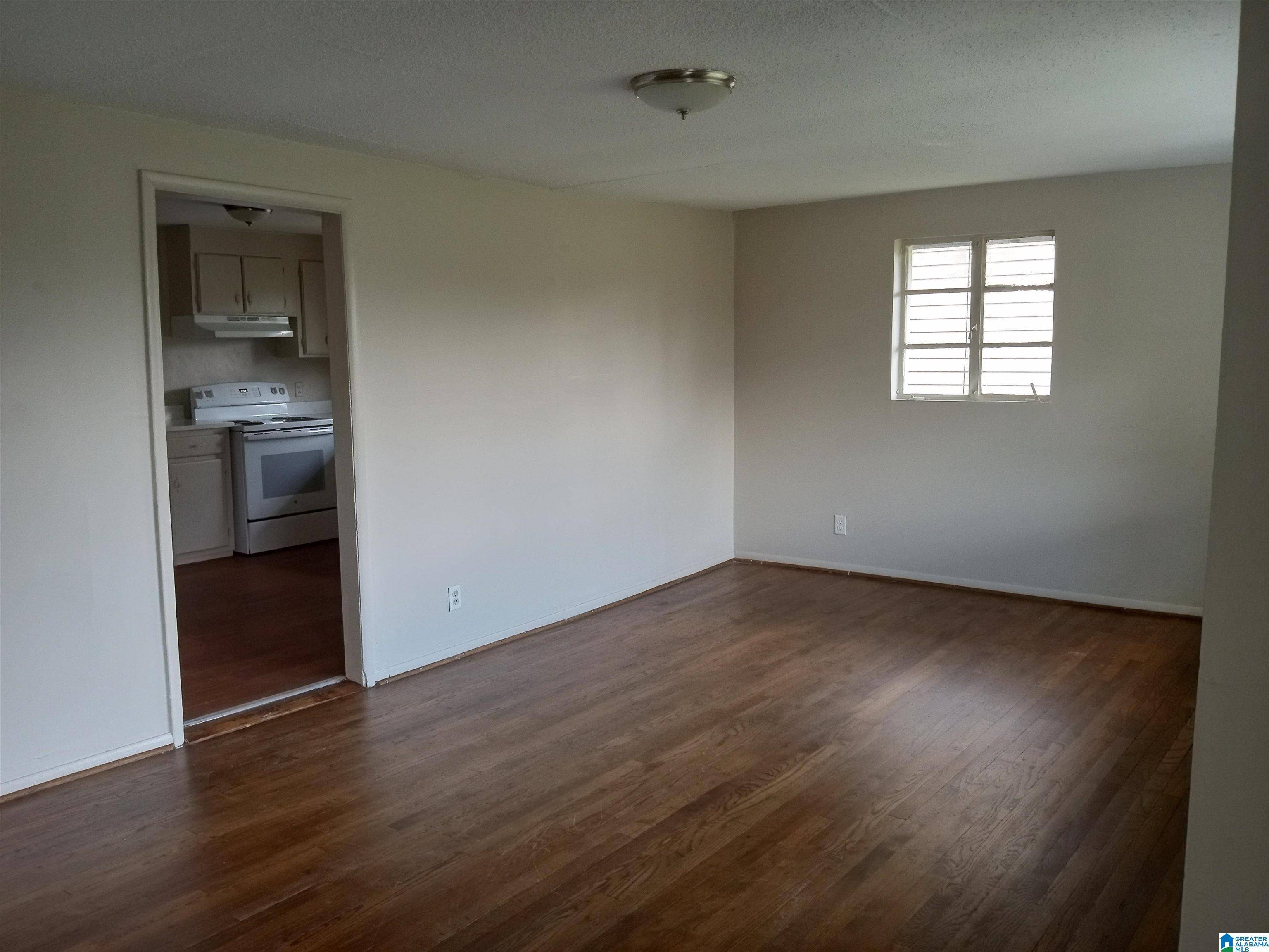 Birmingham, AL 35211,1908 14TH PLACE SW