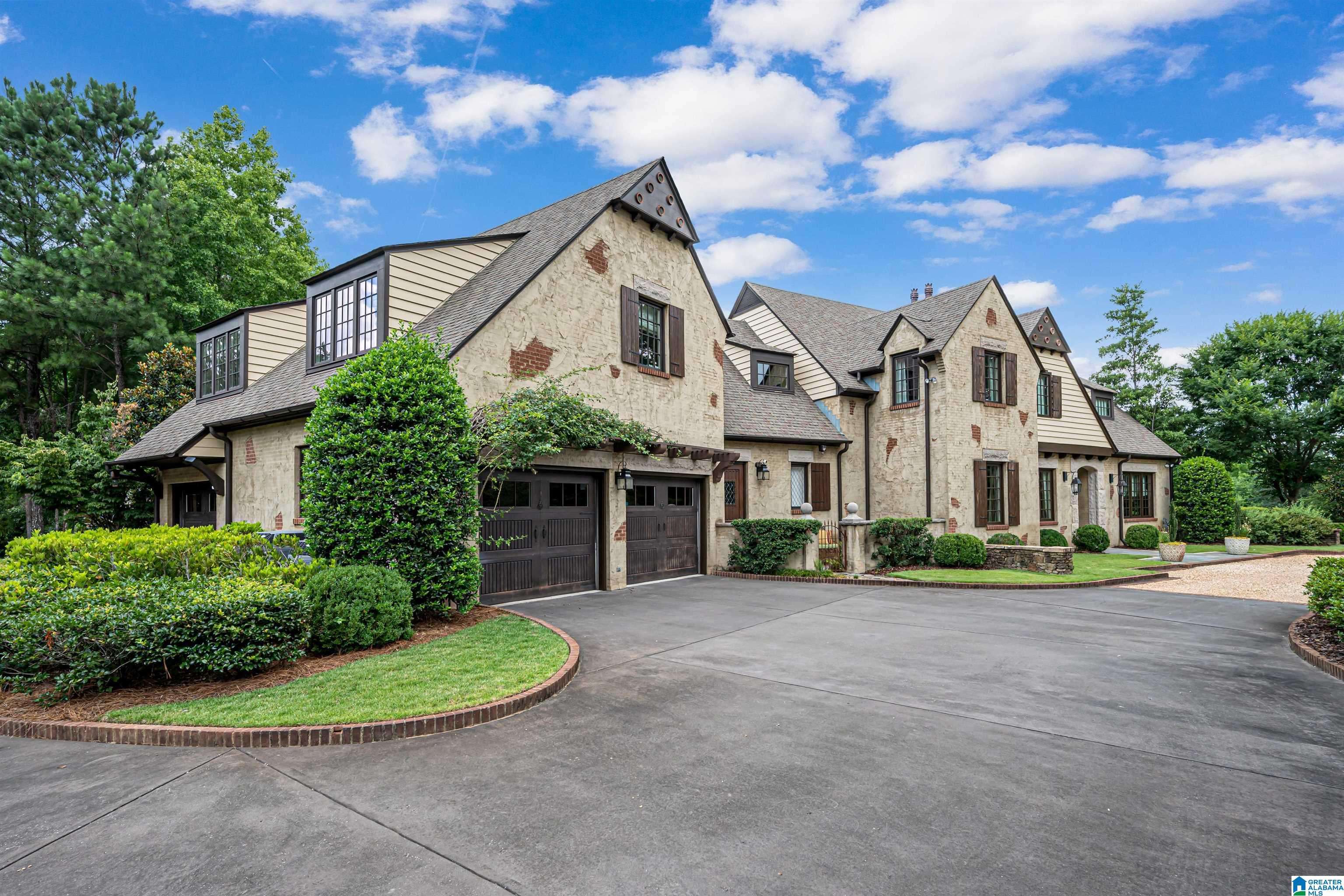 Calera, AL 35040,244 HIGH BRIDLE CIRCLE