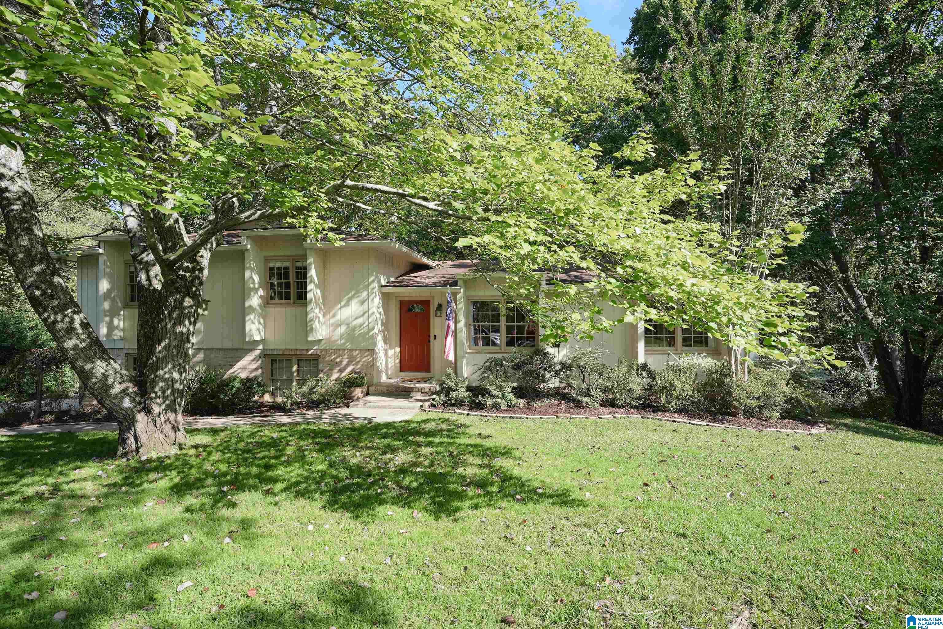 Gardendale, AL 35071,288 HERSHEL DRIVE