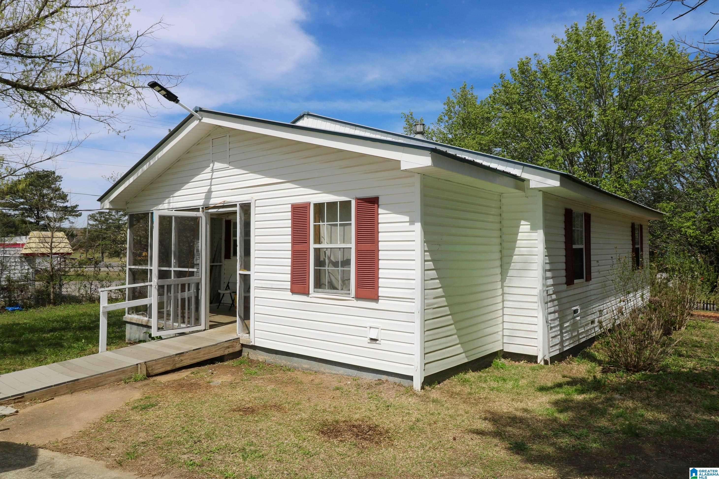 Talladega, AL 35160,607 BROADWAY AVENUE
