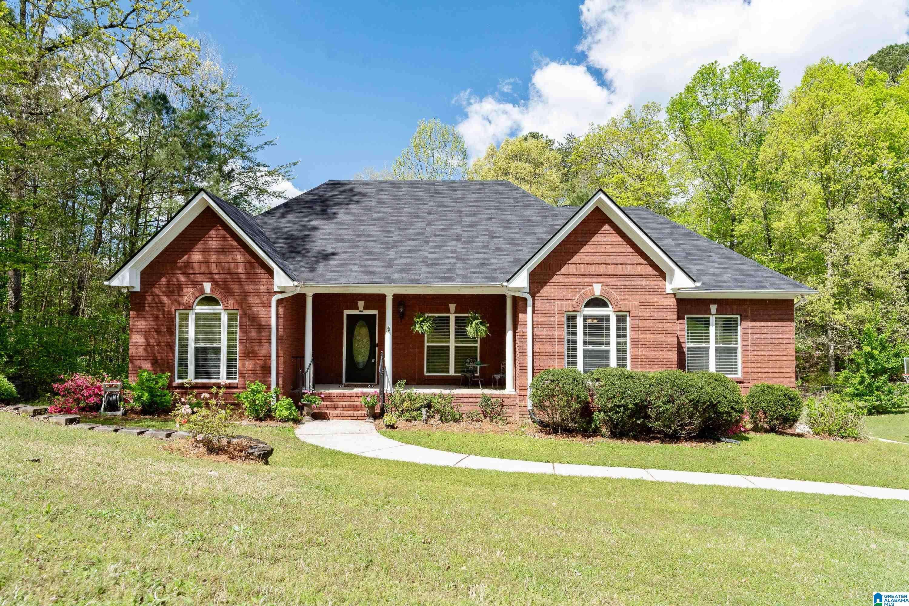 Trussville, AL 35173,129 WATER OAK DRIVE
