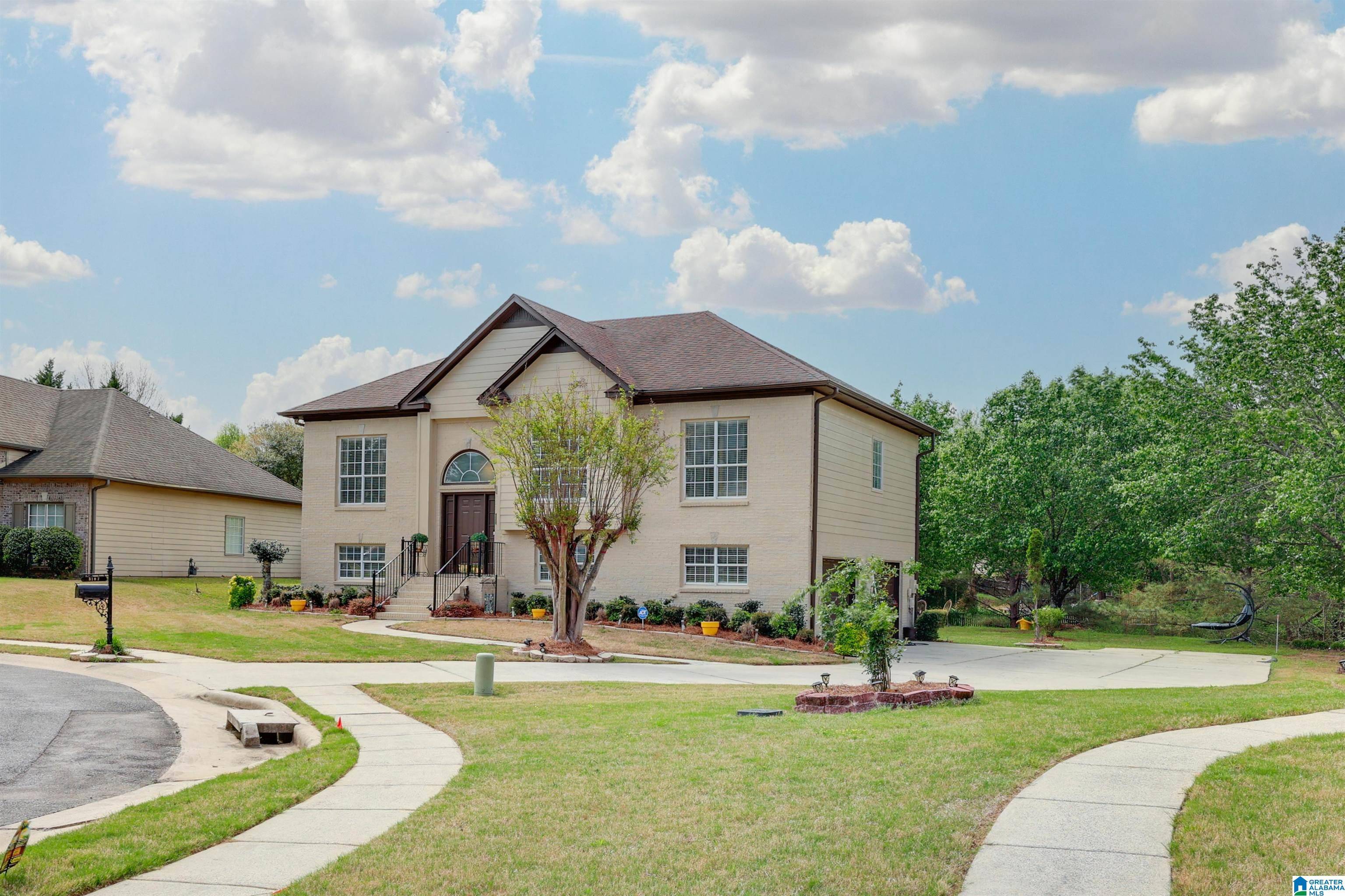 Trussville, AL 35173,3197 TRACE CIRCLE