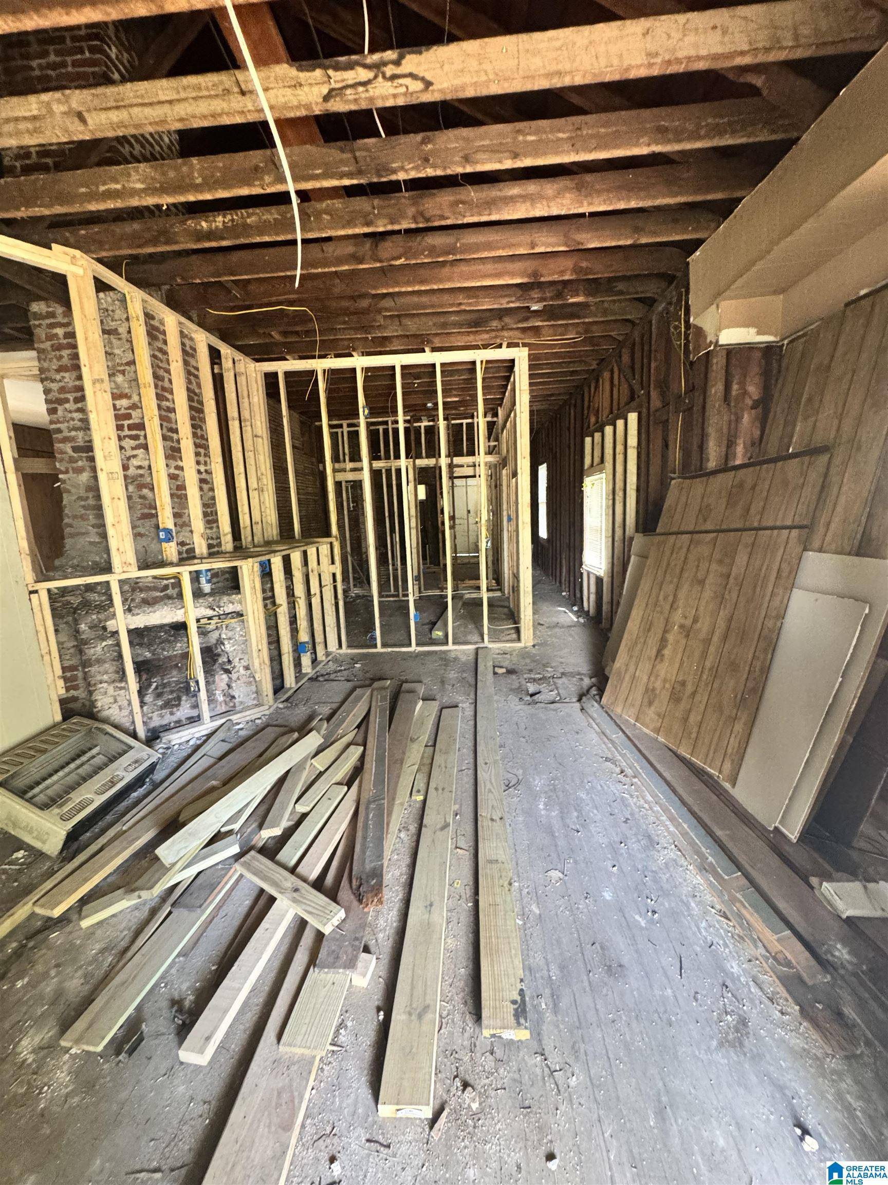 Fairfield, AL 35064,602 43RD STREET