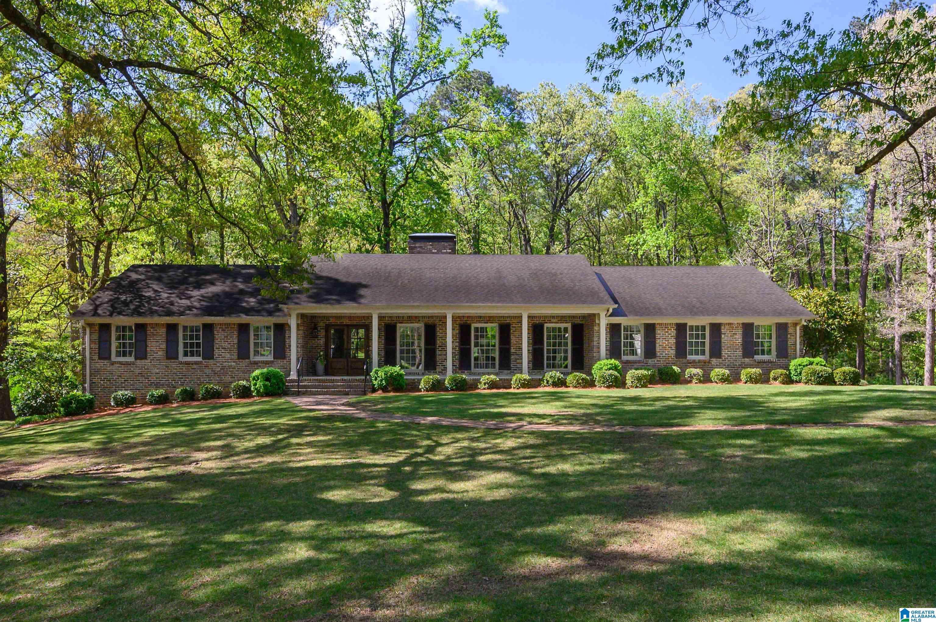 Vestavia Hills, AL 35243,2696 ALTADENA ROAD