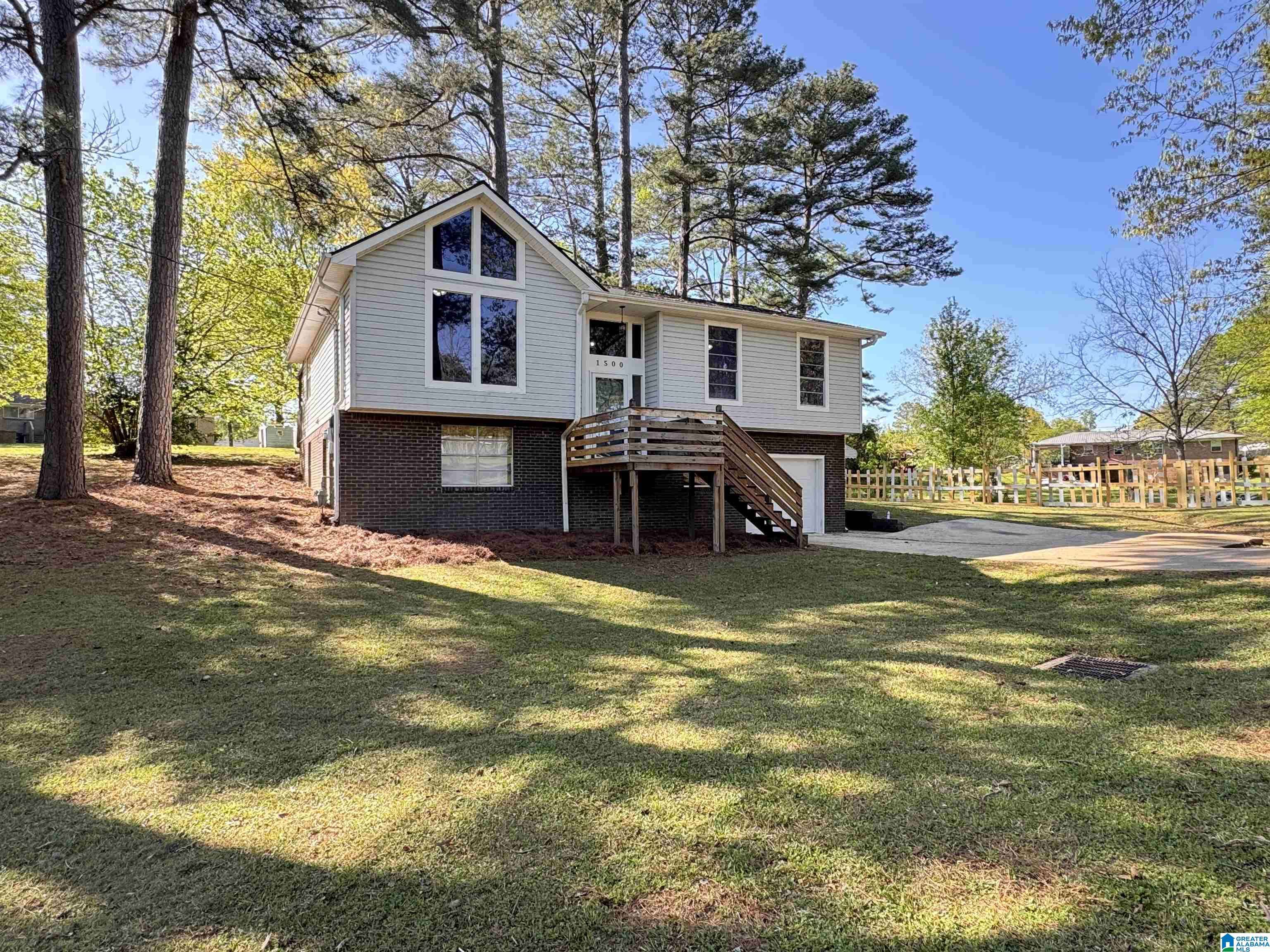 Gardendale, AL 35071,1500 LAKEVIEW AVENUE
