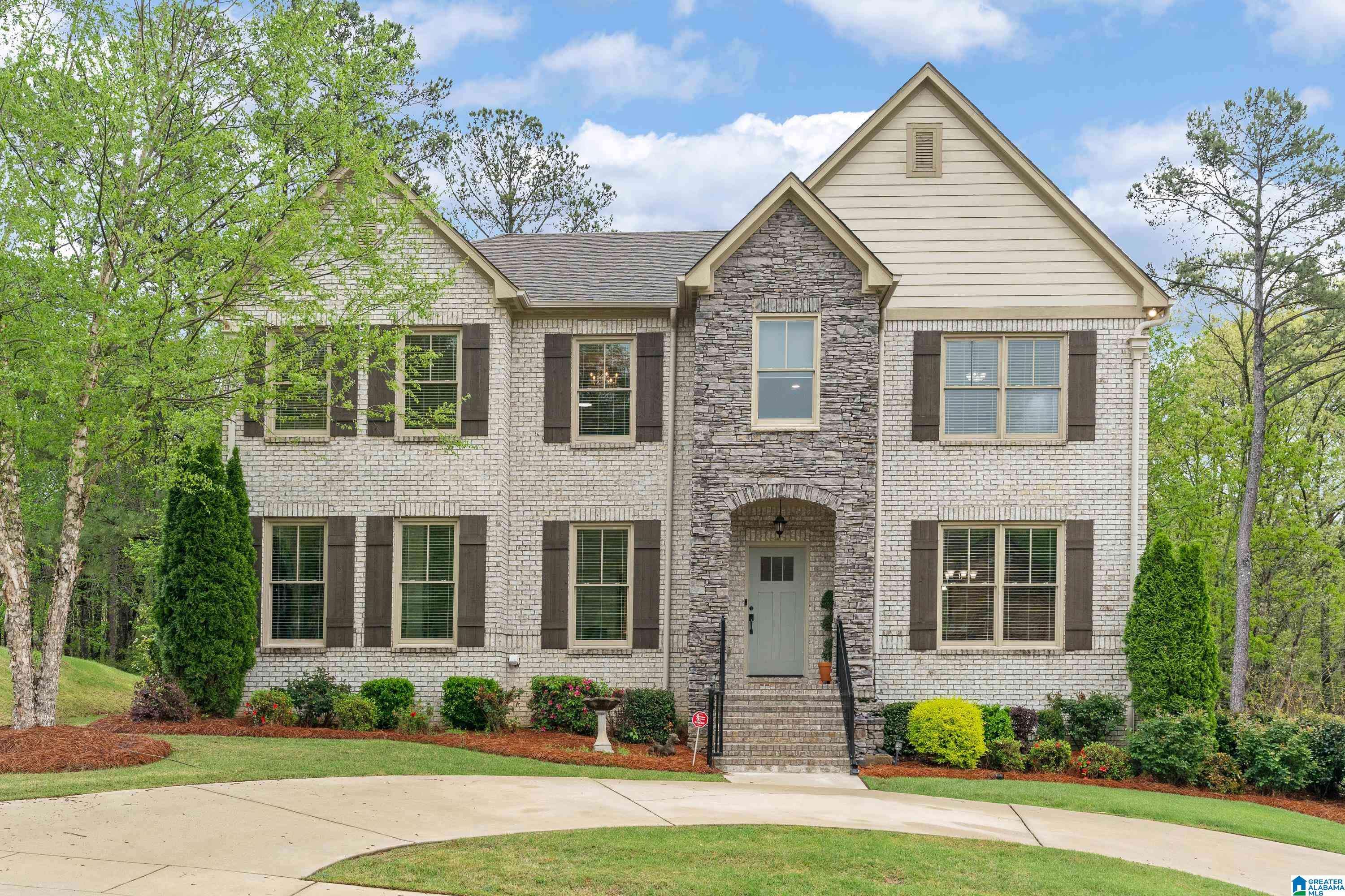 Trussville, AL 35173,6417 DEERFOOT CROSSING DRIVE