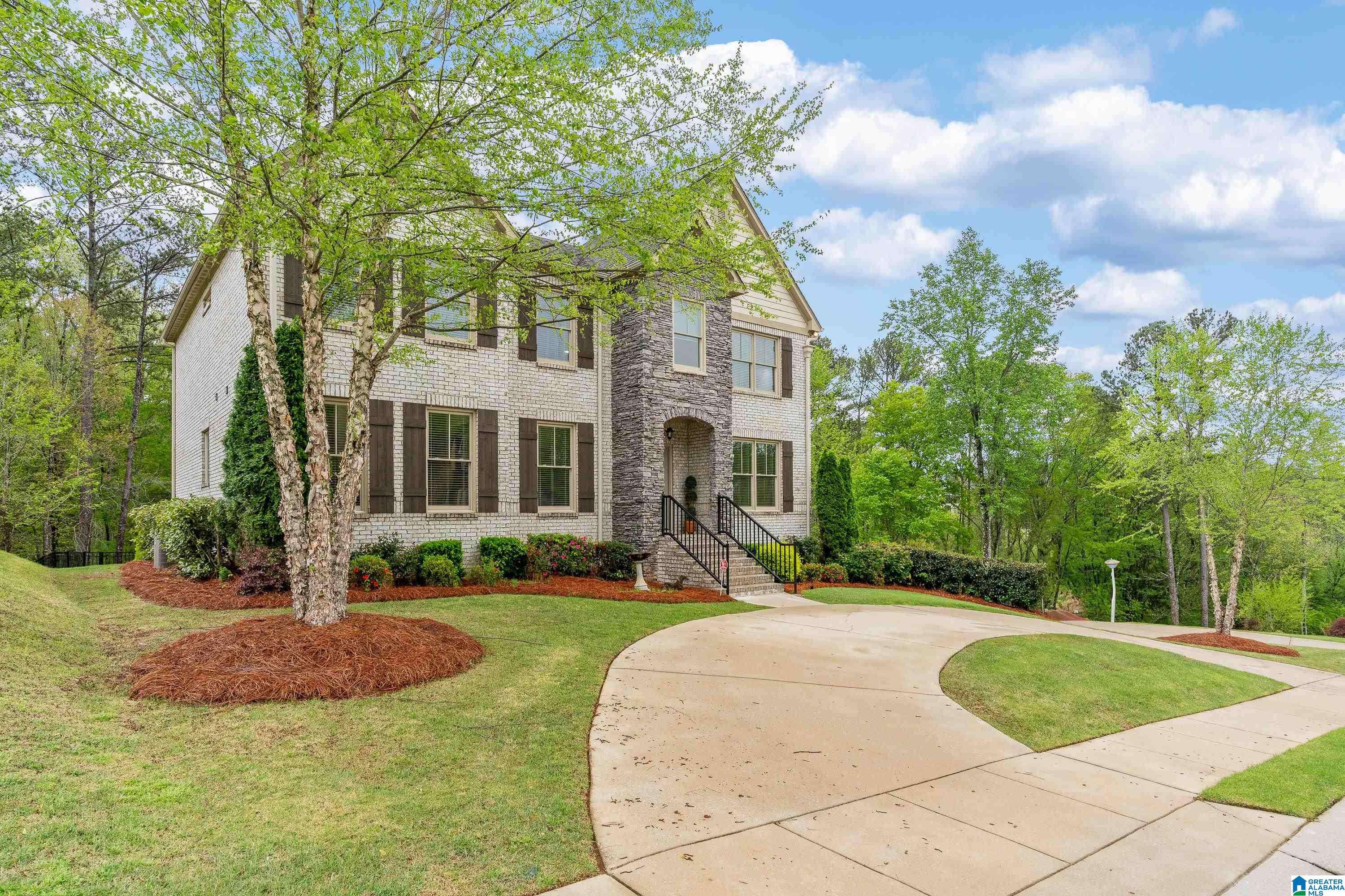 Trussville, AL 35173,6417 DEERFOOT CROSSING DRIVE
