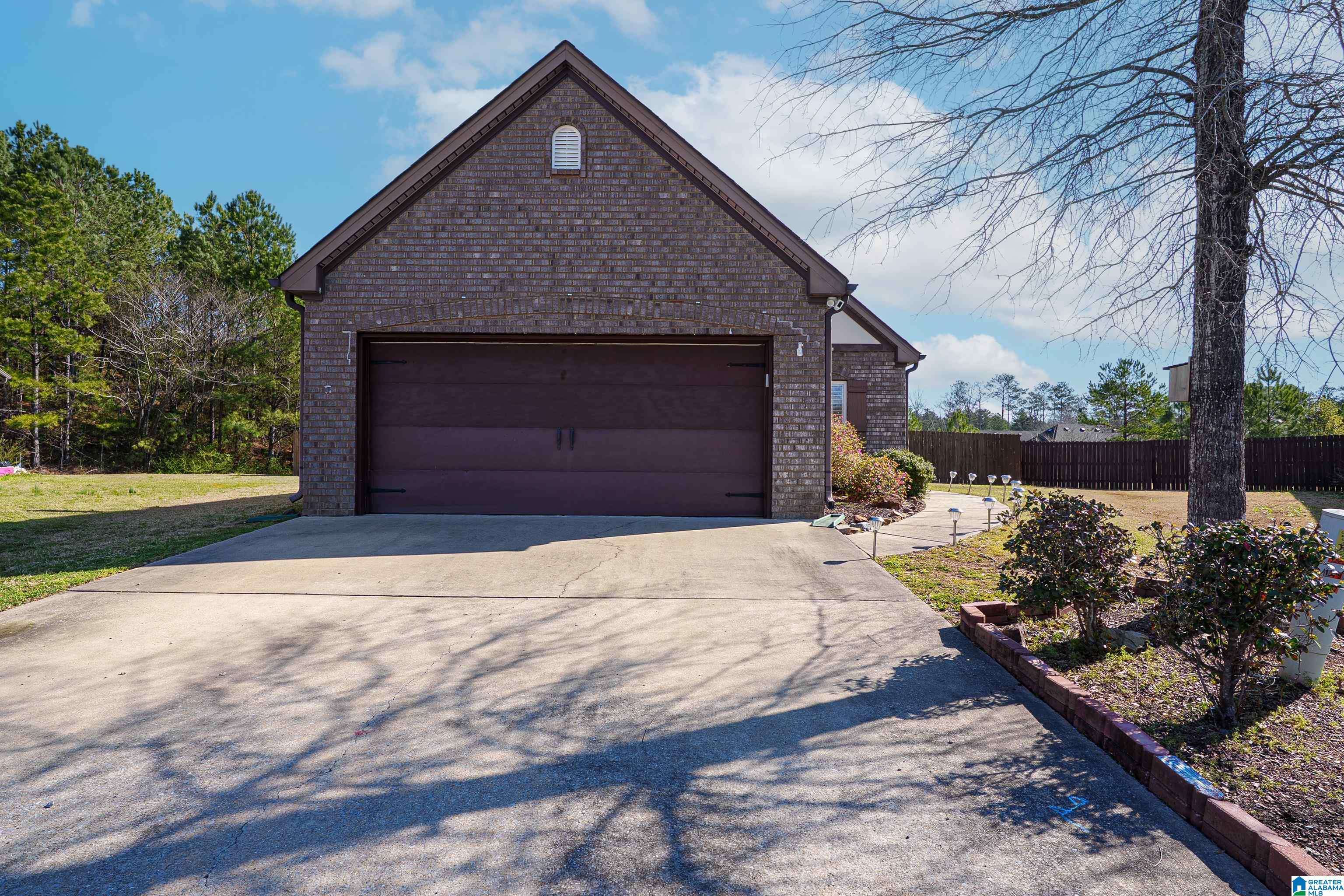 Trussville, AL 35173,5135 PROMENADE DRIVE