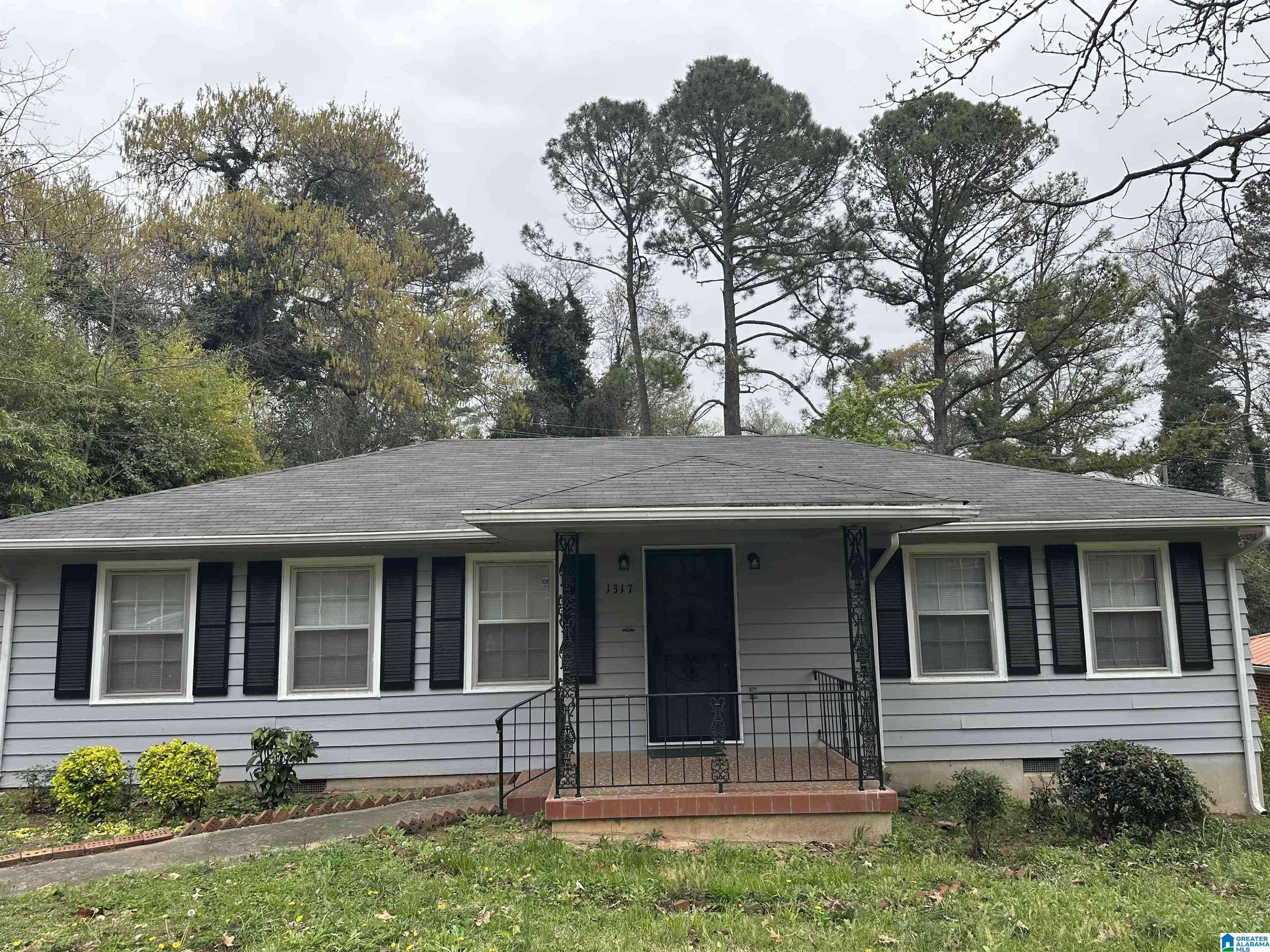 Anniston, AL 36207,1317 JOHNSTON DRIVE