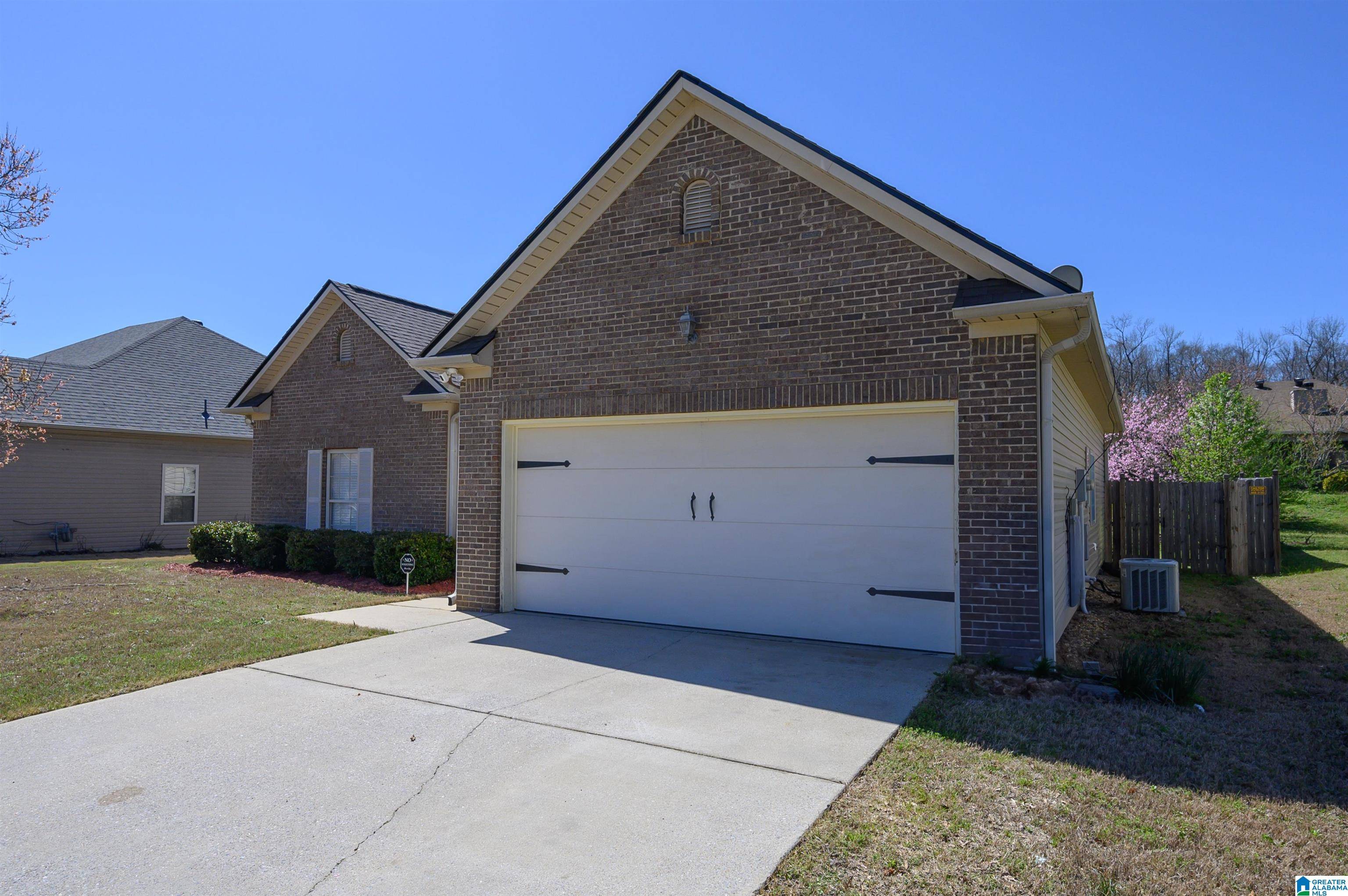 Calera, AL 35040,126 MERIMEADOWS DRIVE