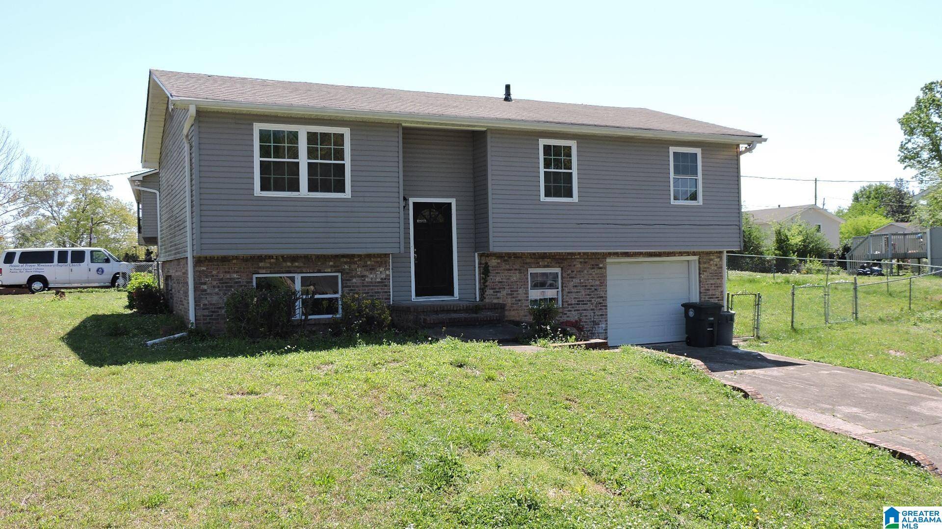 Birmingham, AL 35214,987 CHICHESTER DRIVE