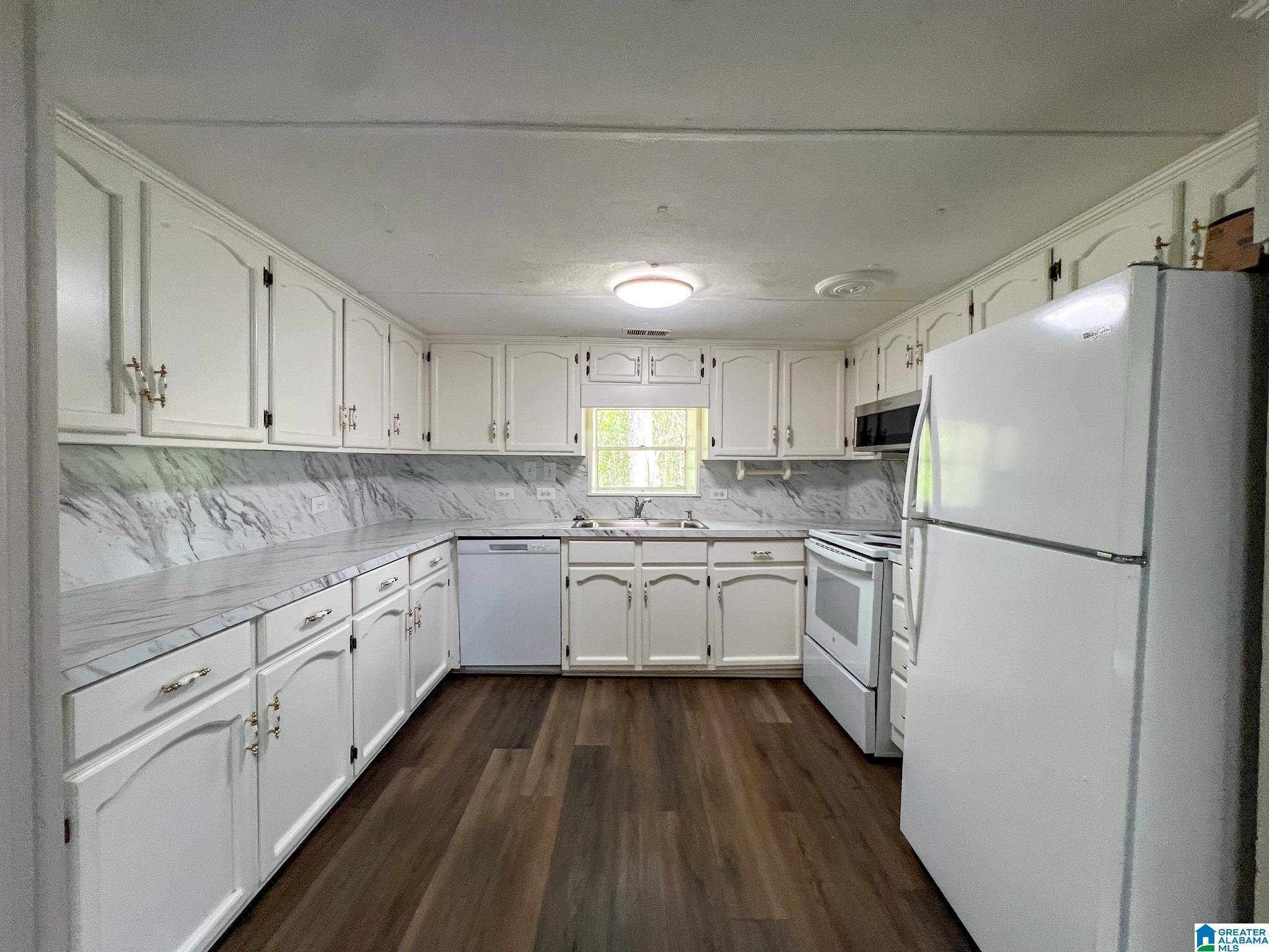 Birmingham, AL 35242,7244 CAHABA VALLEY ROAD