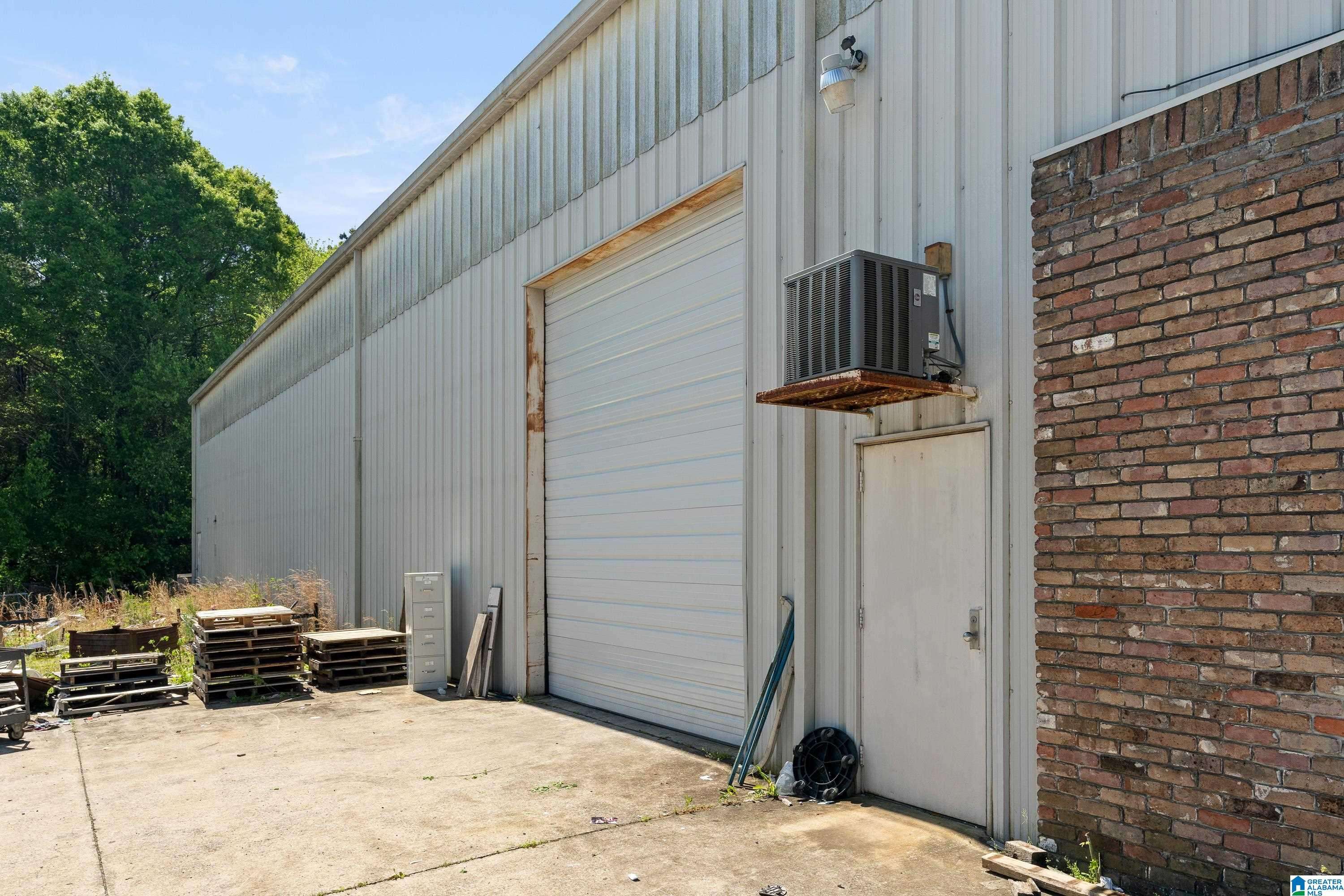 Bessemer, AL 35023,1209 24TH AVENUE
