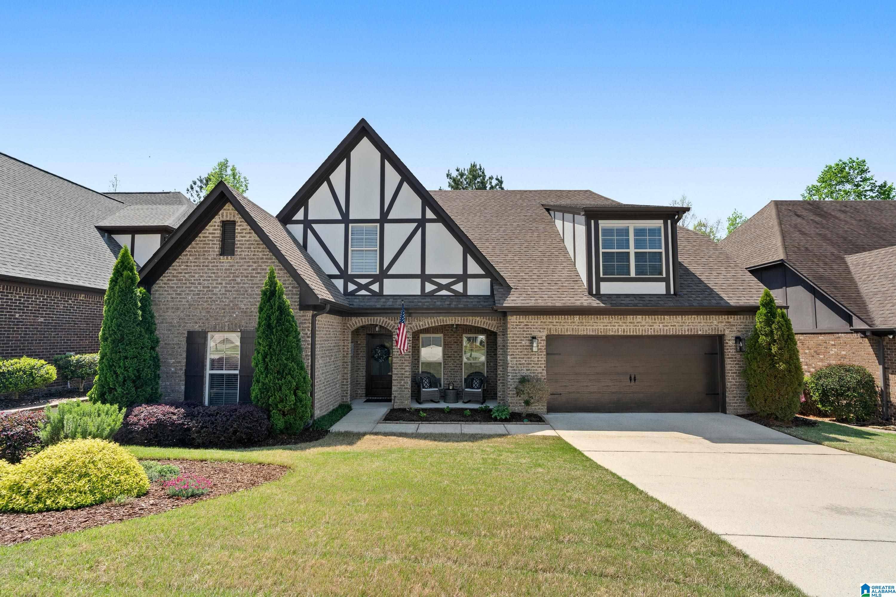 Pelham, AL 35124,207 DUNROBIN COVE