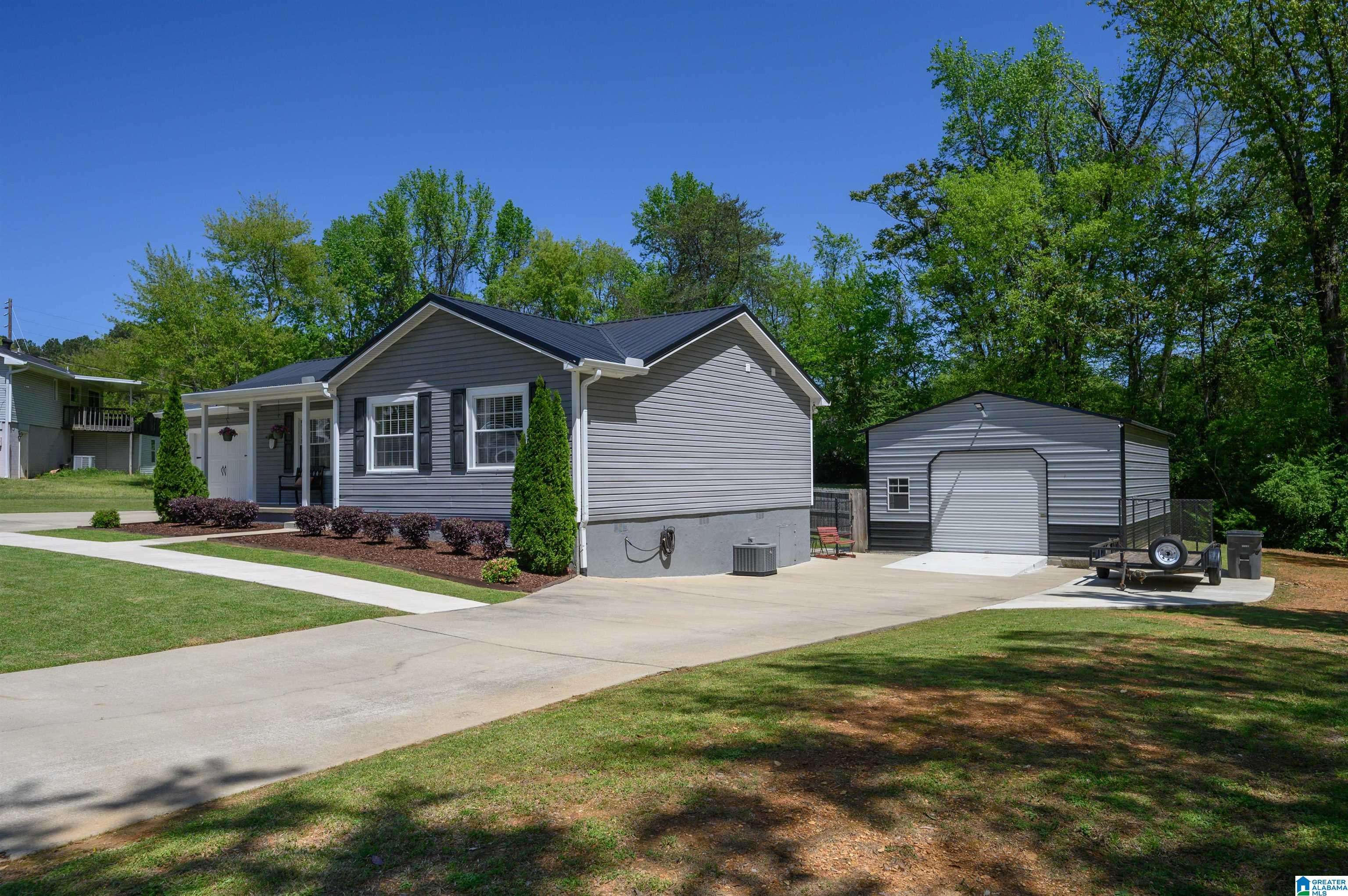 Gardendale, AL 35071,6359 SPRING HOLLOW ROAD