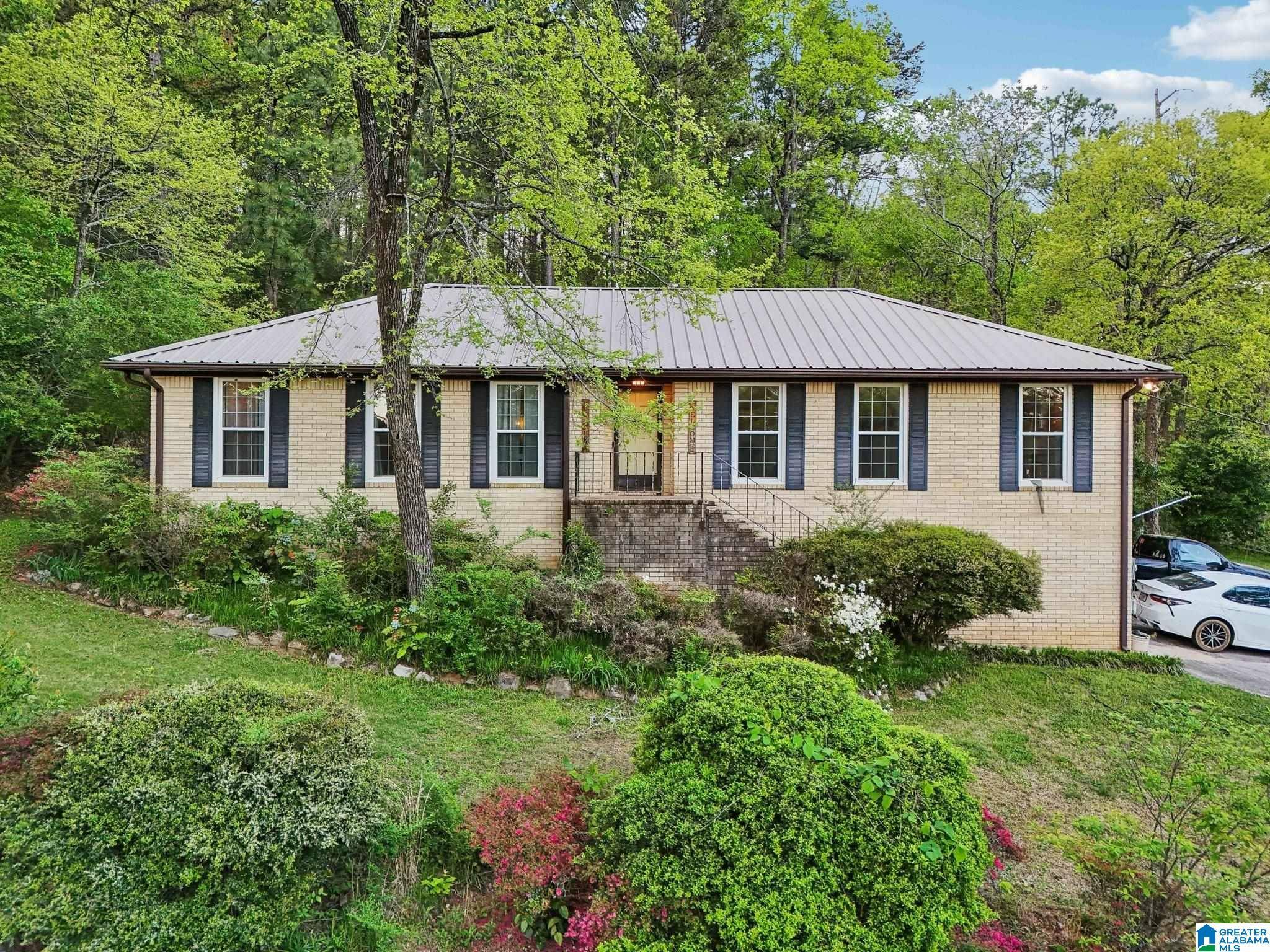 Leeds, AL 35094,6562 LYNN CIRCLE