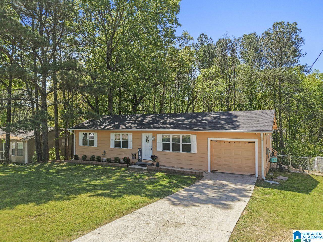 Pinson, AL 35126,5659 CHERYL DRIVE