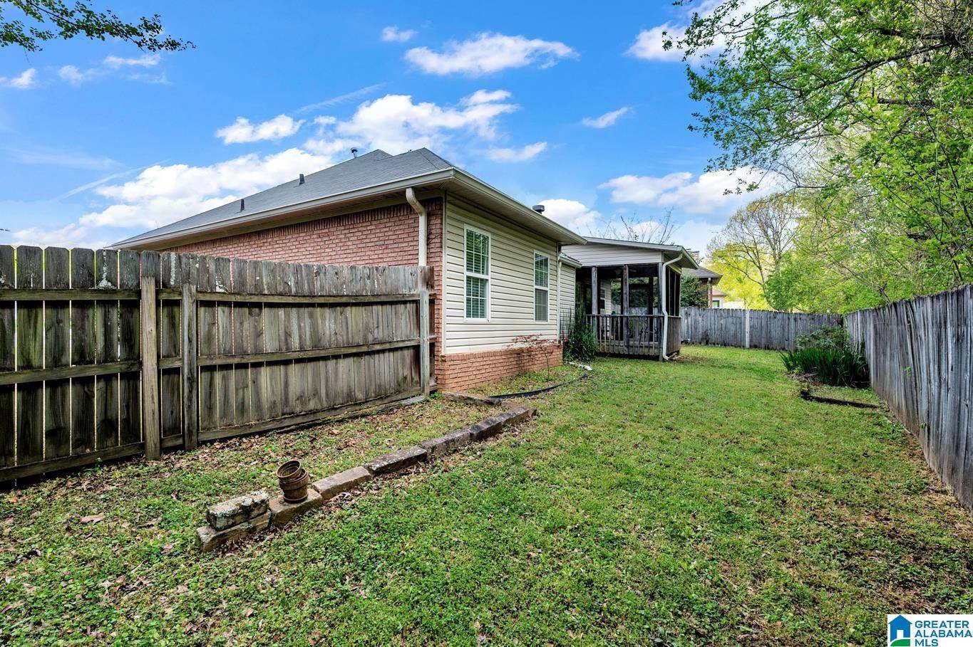 Oneonta, AL 35121,108 OAK MEADOW LANE