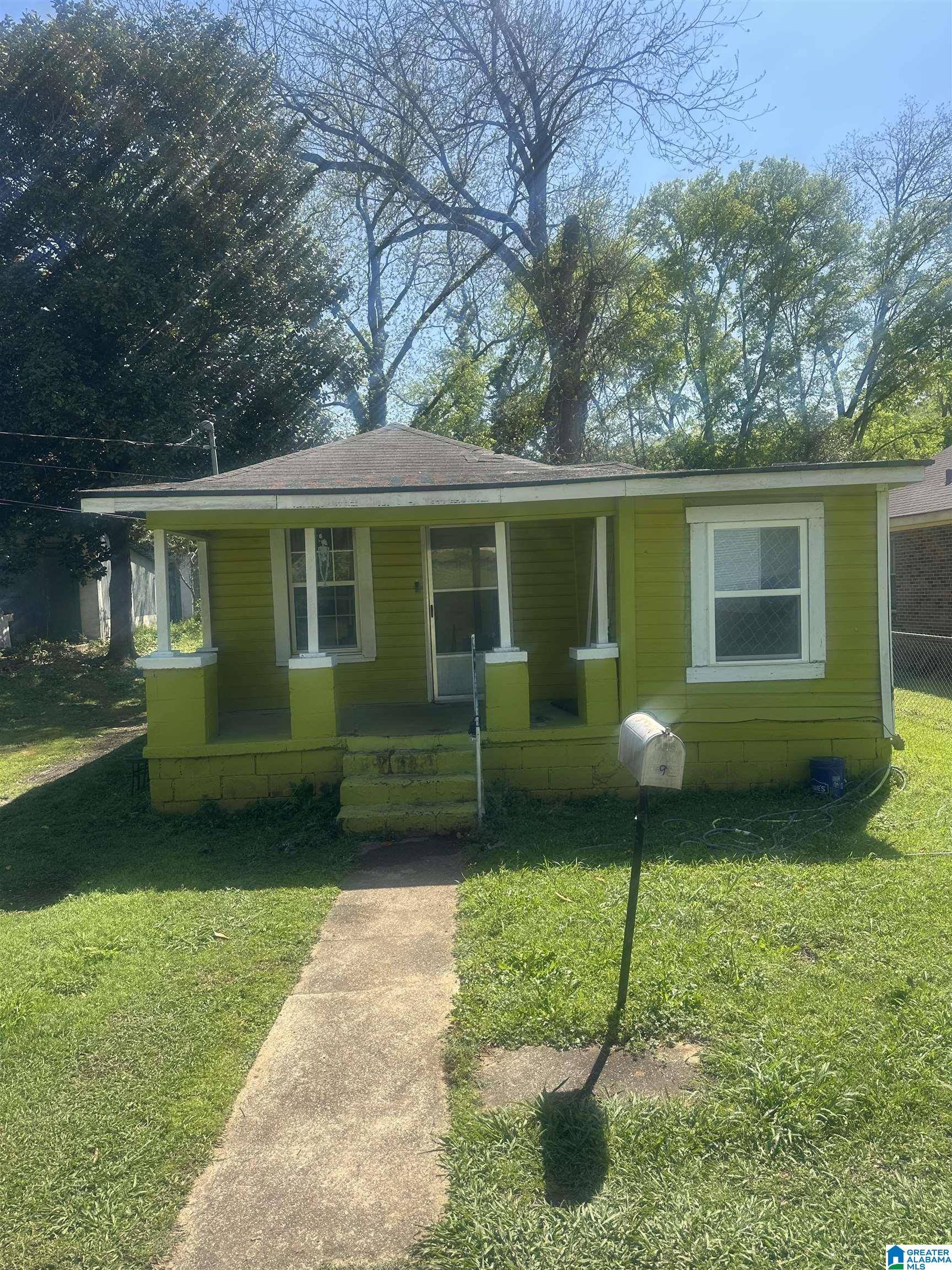 Anniston, AL 36203,9 GRANT AVENUE