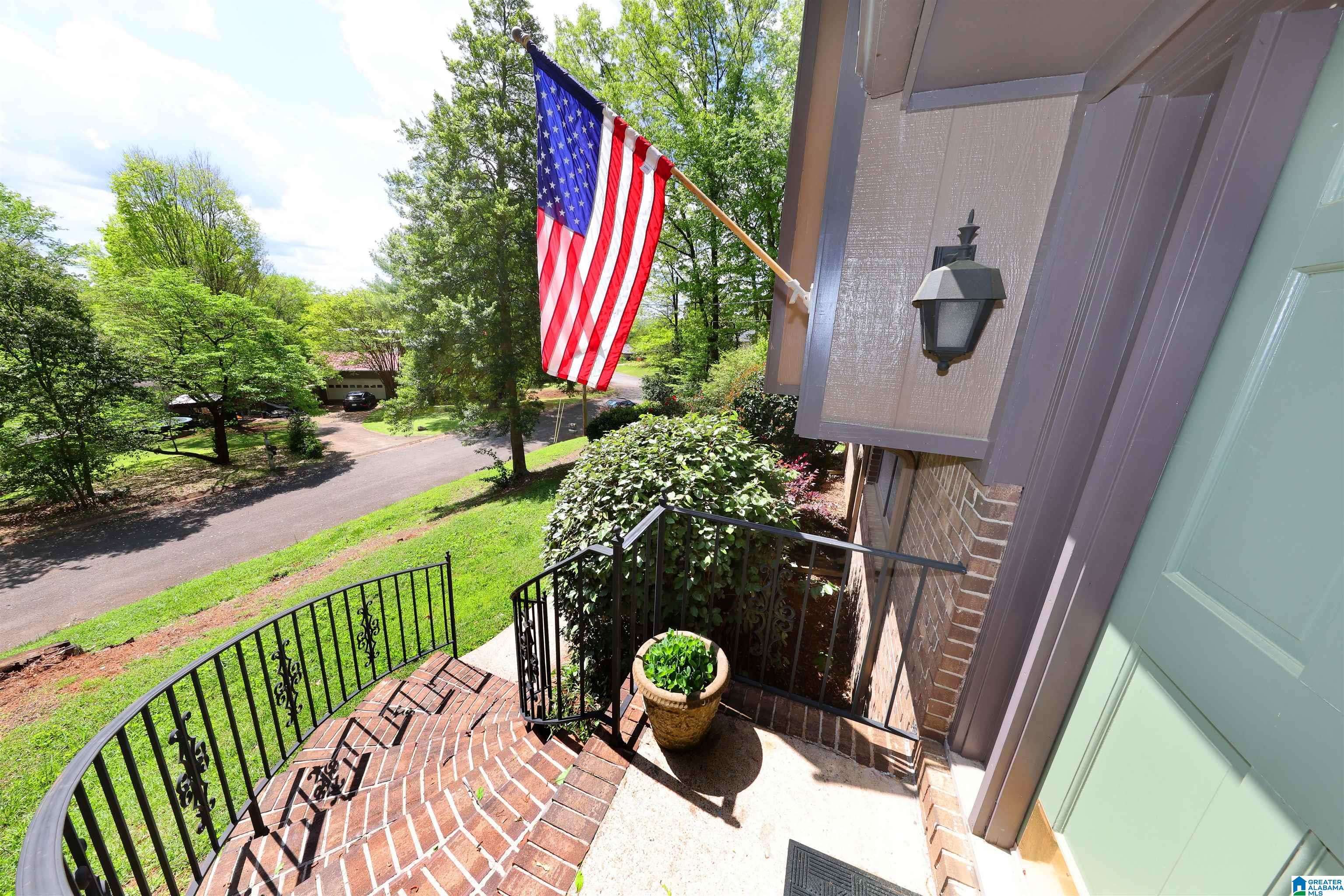 Anniston, AL 36207,232 DOUGLAS DRIVE