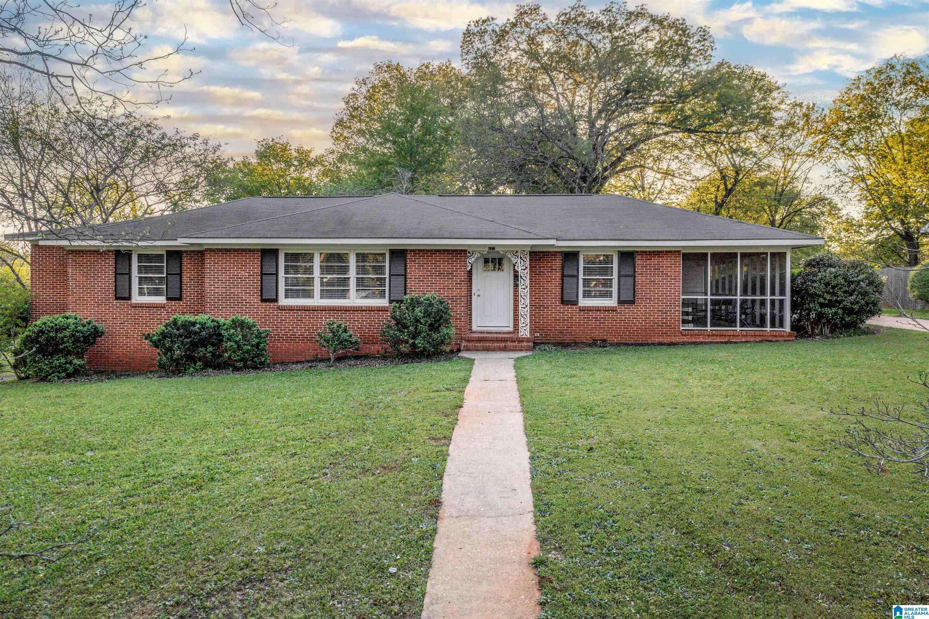 Talladega, AL 35160,621 CHAFFEE STREET