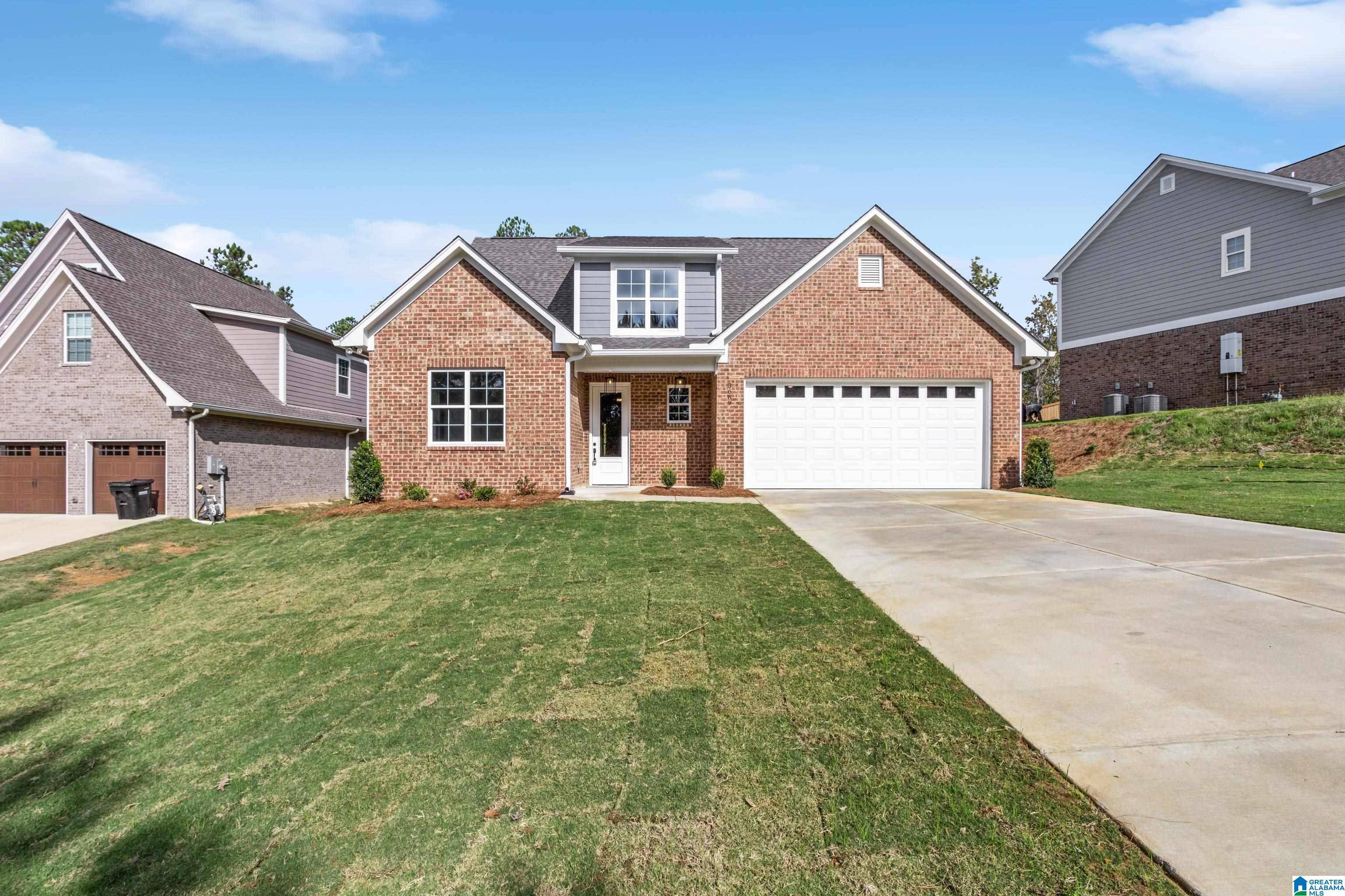 Fultondale, AL 35068,3669 VANDERBILT WAY