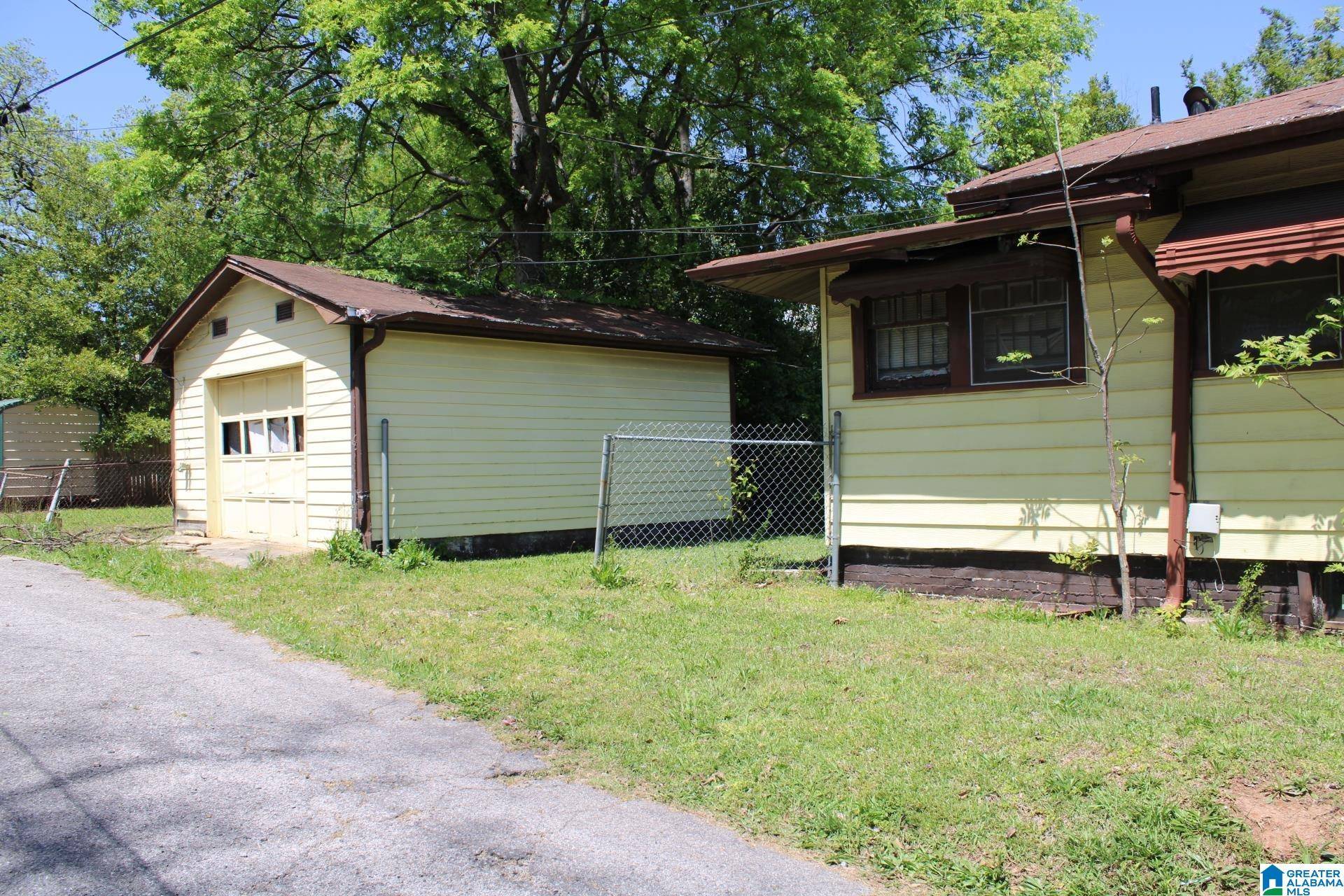 Birmingham, AL 35208,440 12TH STREET W