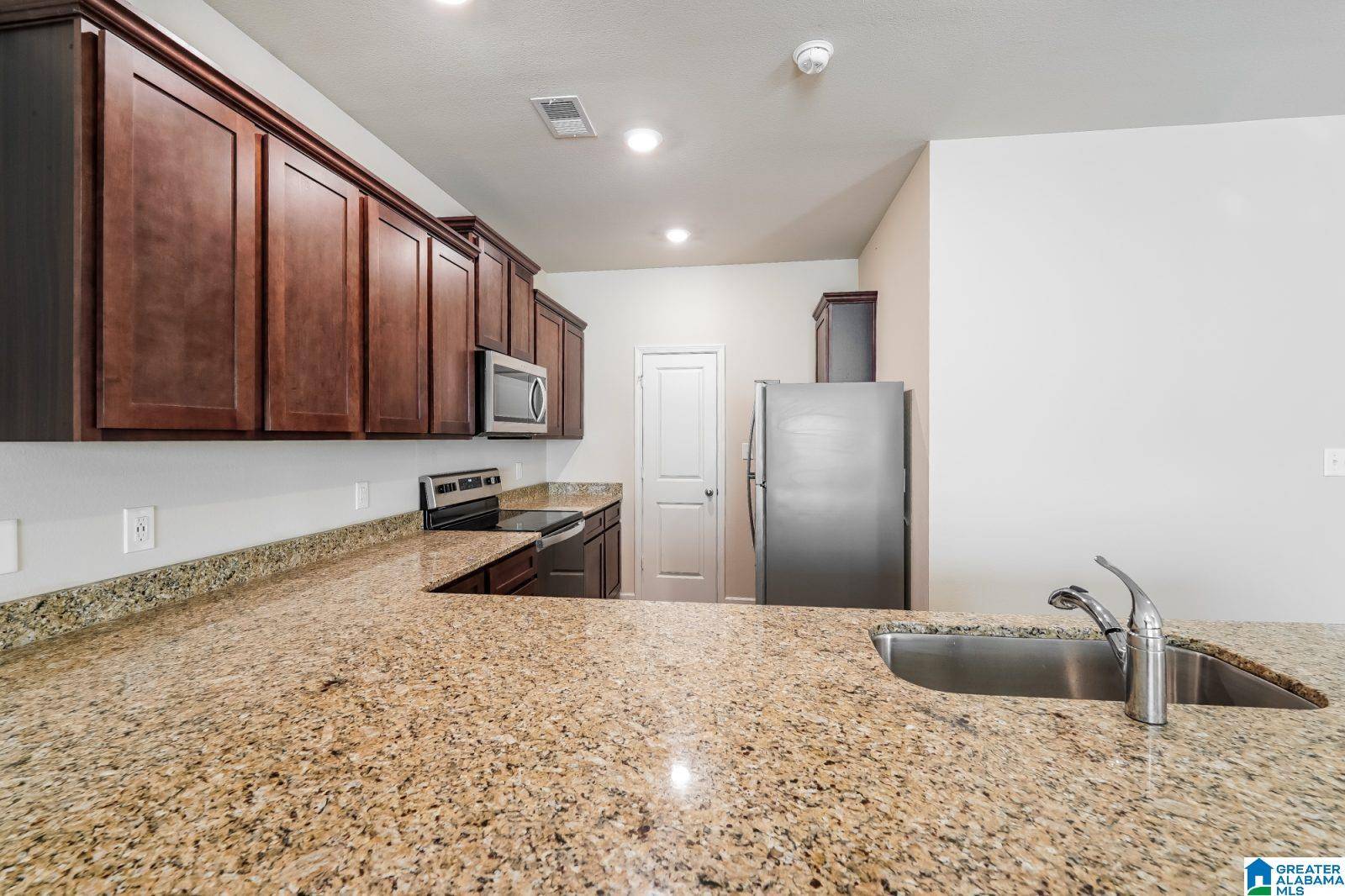Pell City, AL 35128,8041 HAGOOD STREET