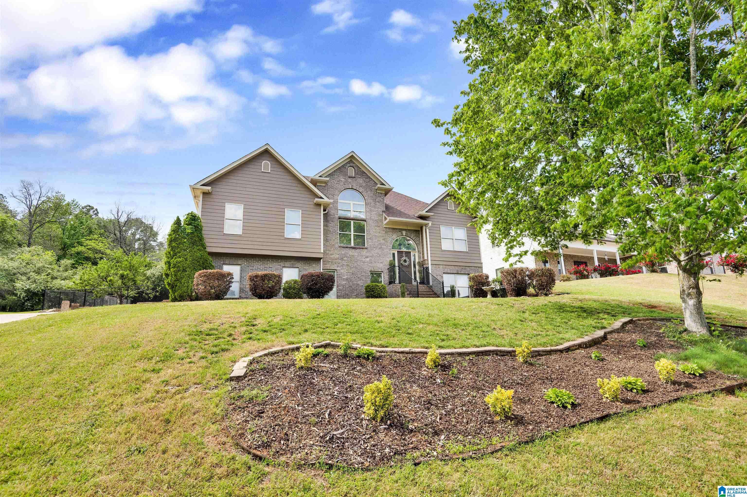 Helena, AL 35022,8131 WEATHERSTONE CIRCLE