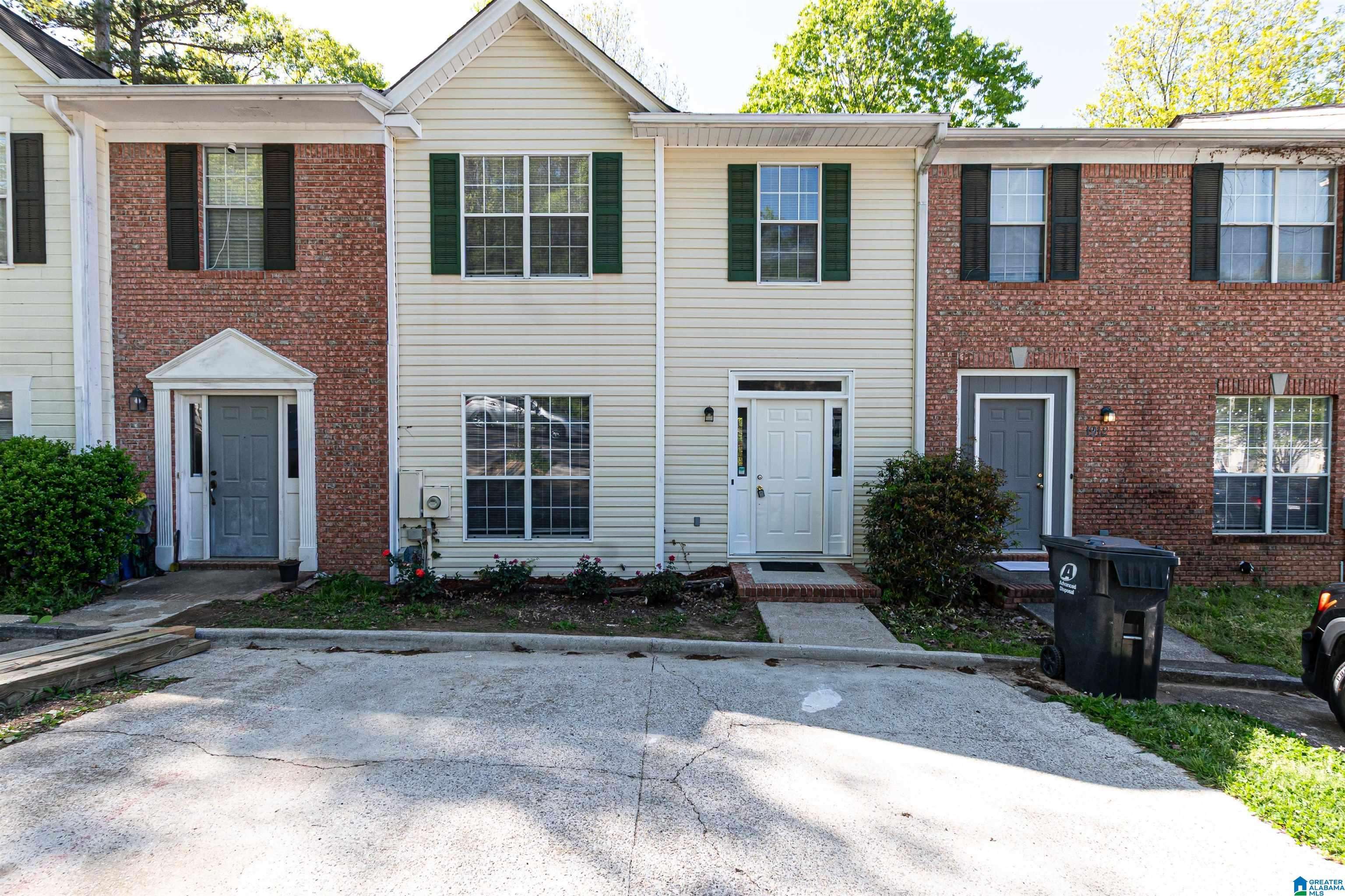 Birmingham, AL 35235,1908 LIVE OAK TRACE