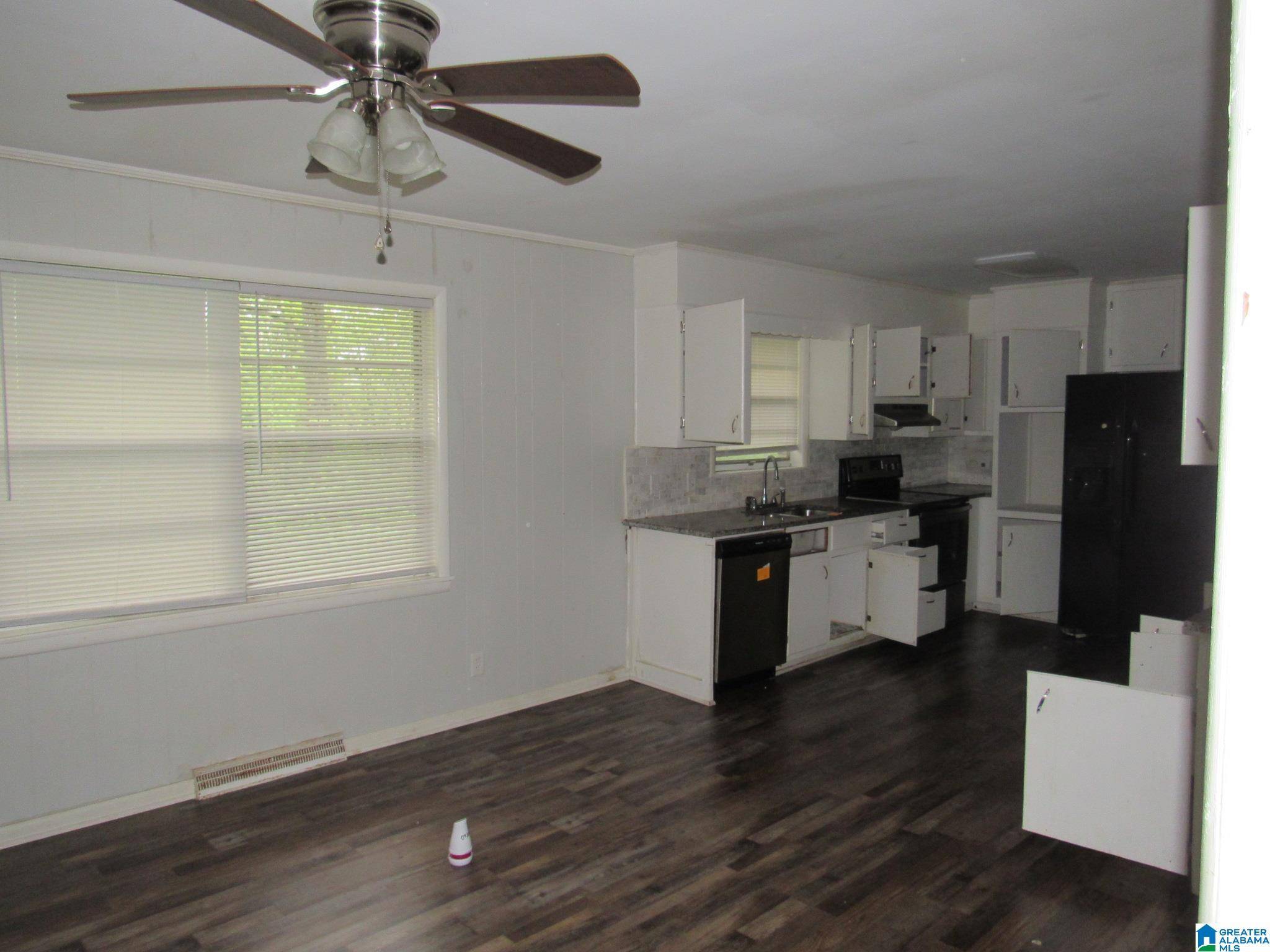 Center Point, AL 35215,608 27TH AVENUE NW