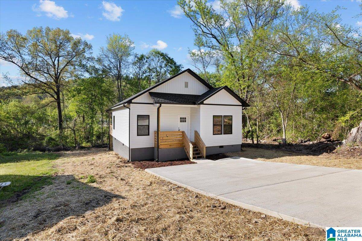 Oneonta, AL 35121,400 INGRAM AVENUE W