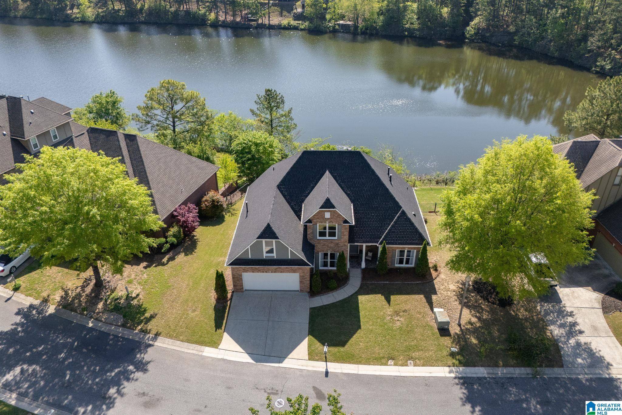 Hoover, AL 35244,5856 WATERSTONE POINT