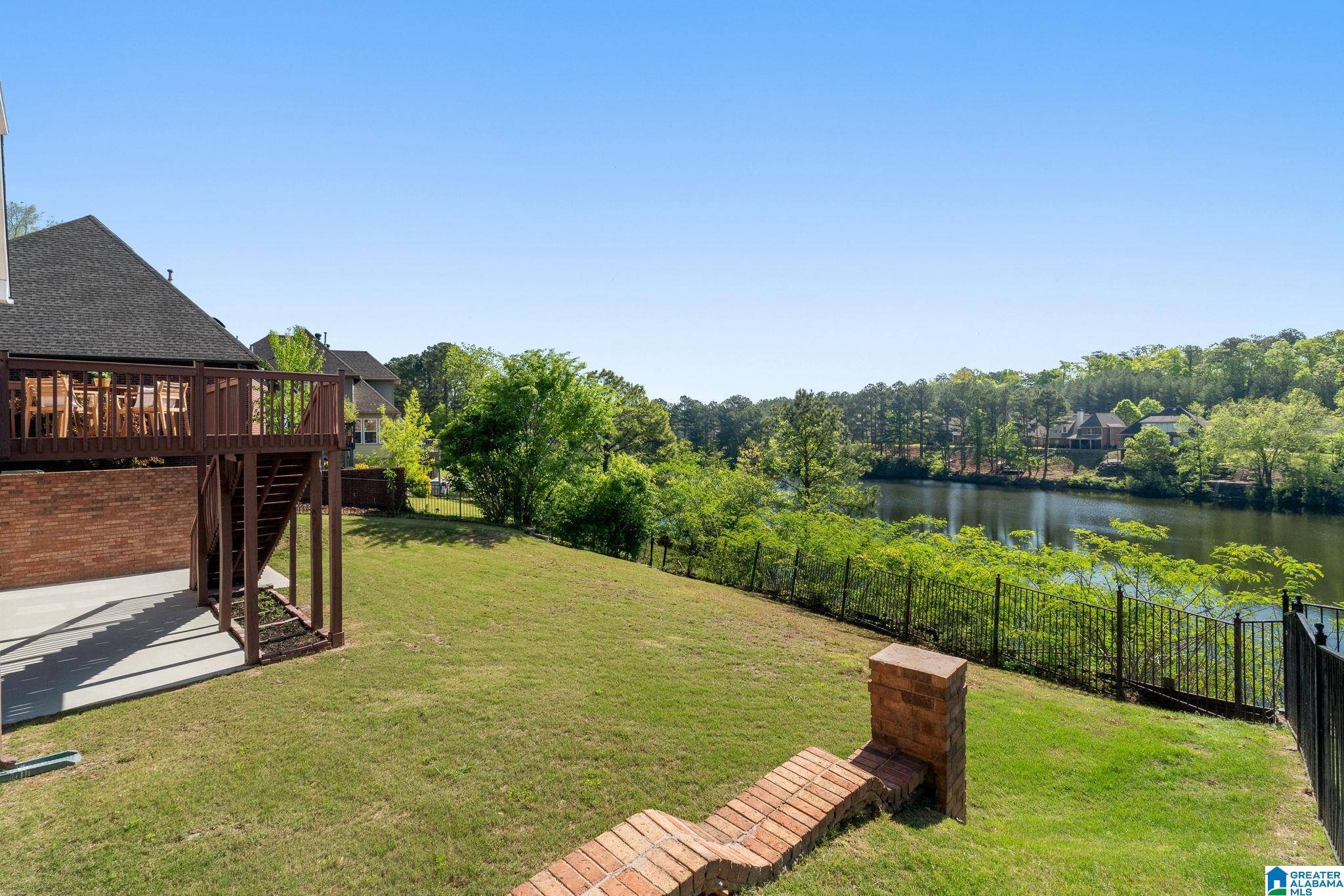 Hoover, AL 35244,5856 WATERSTONE POINT