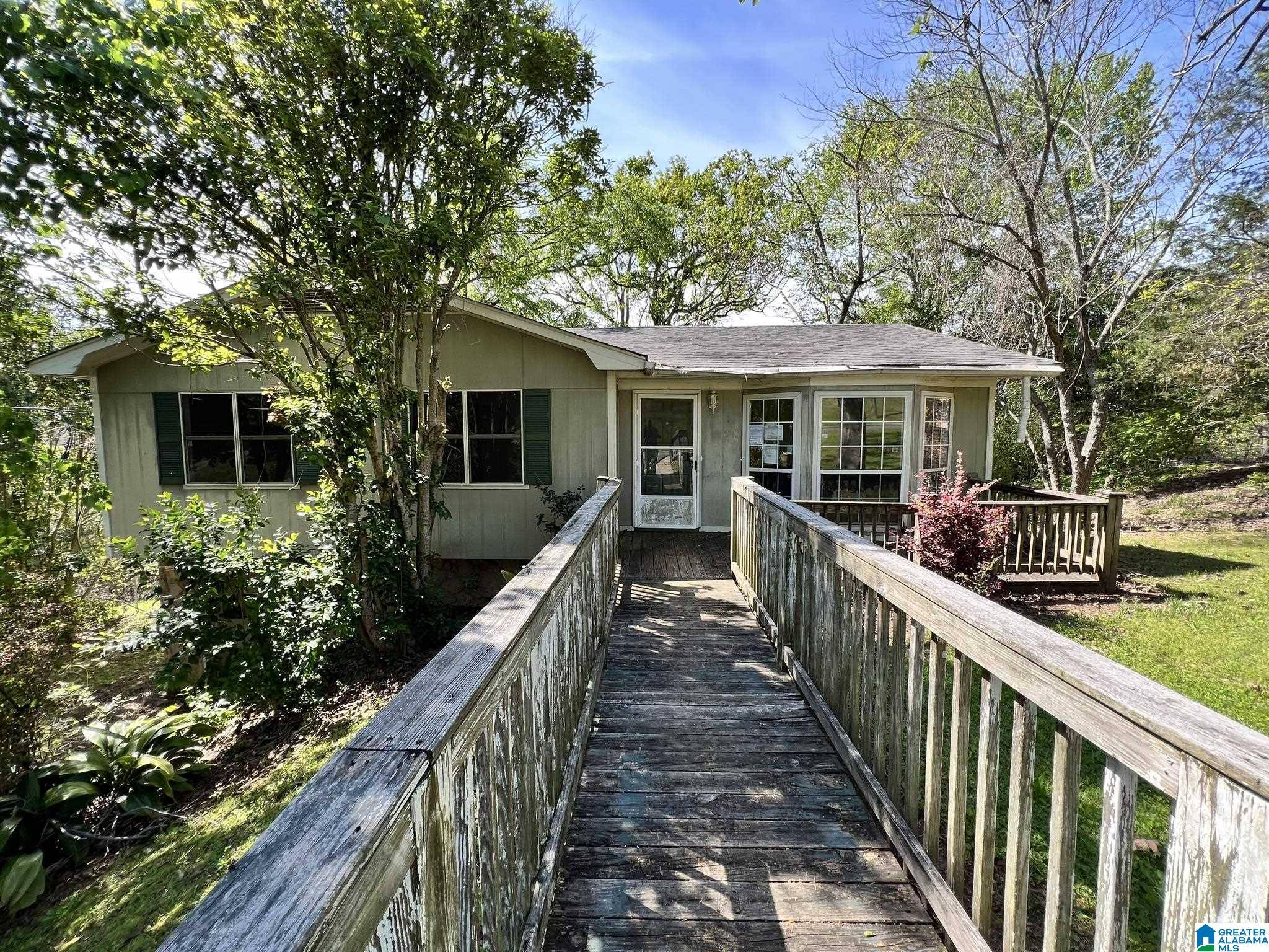 Pinson, AL 35126,5019 DARLENE DRIVE