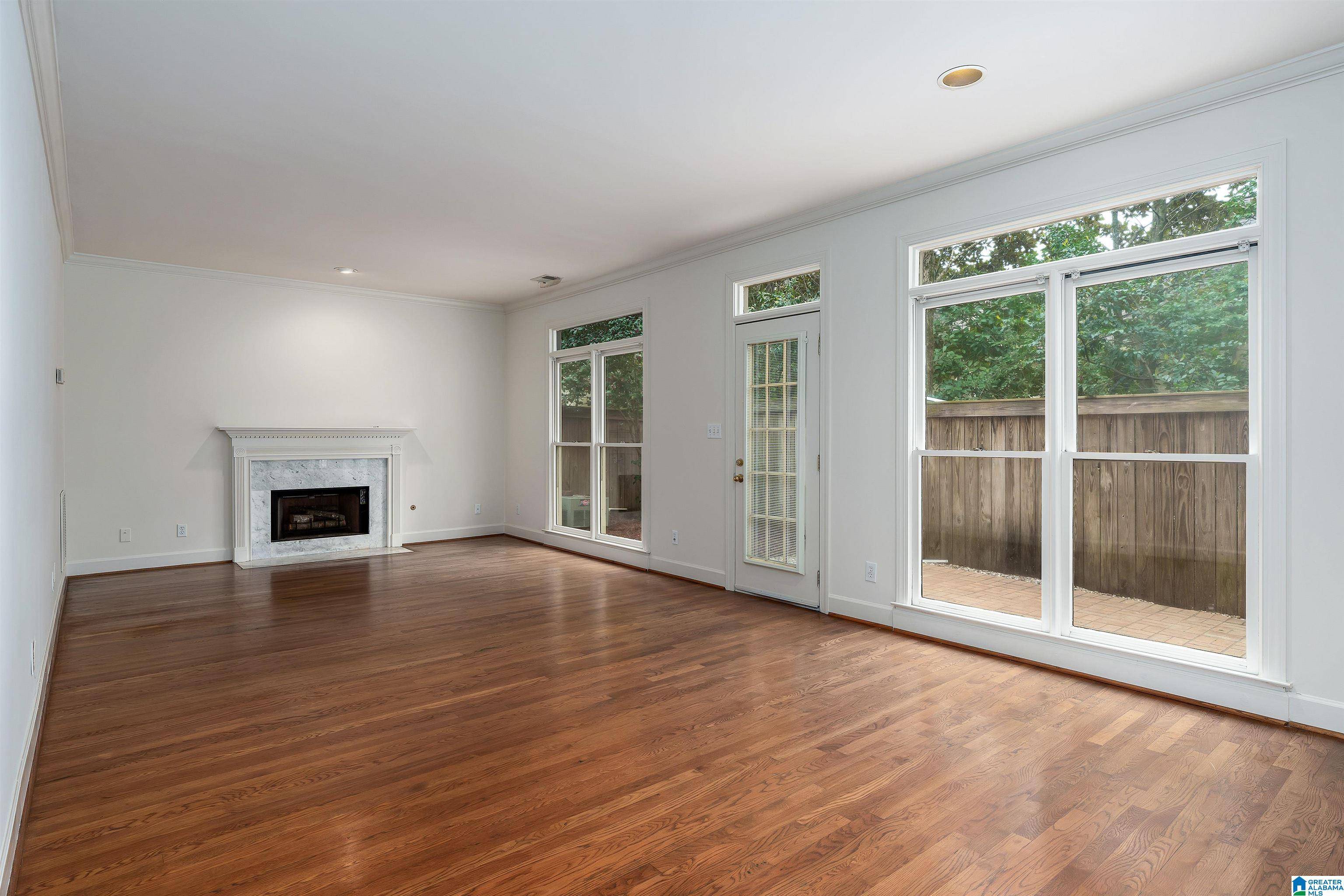 Vestavia Hills, AL 35243,1503 CAMBRIDGE CIRCLE