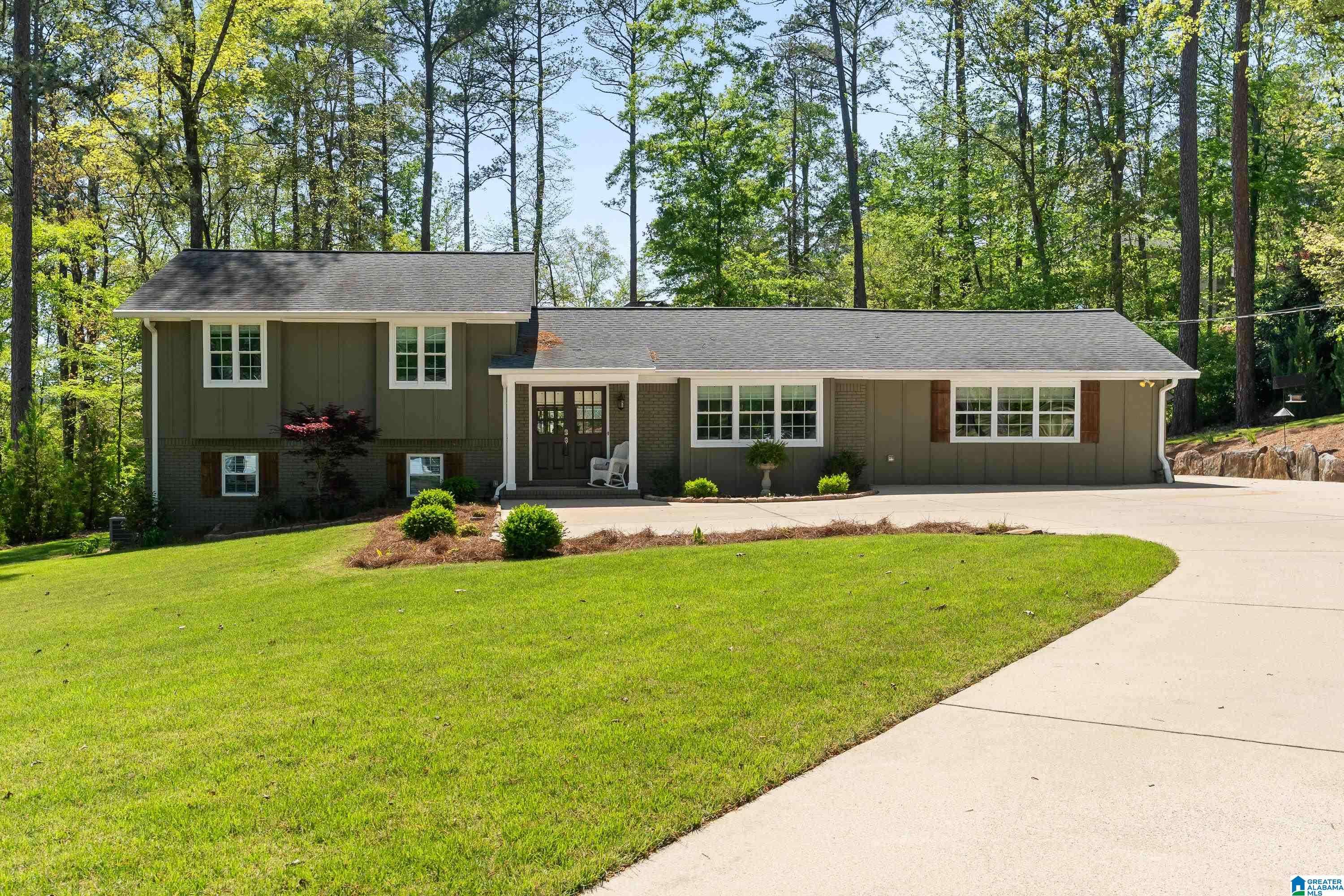 Vestavia Hills, AL 35216,3308 BLUEBERRY LANE