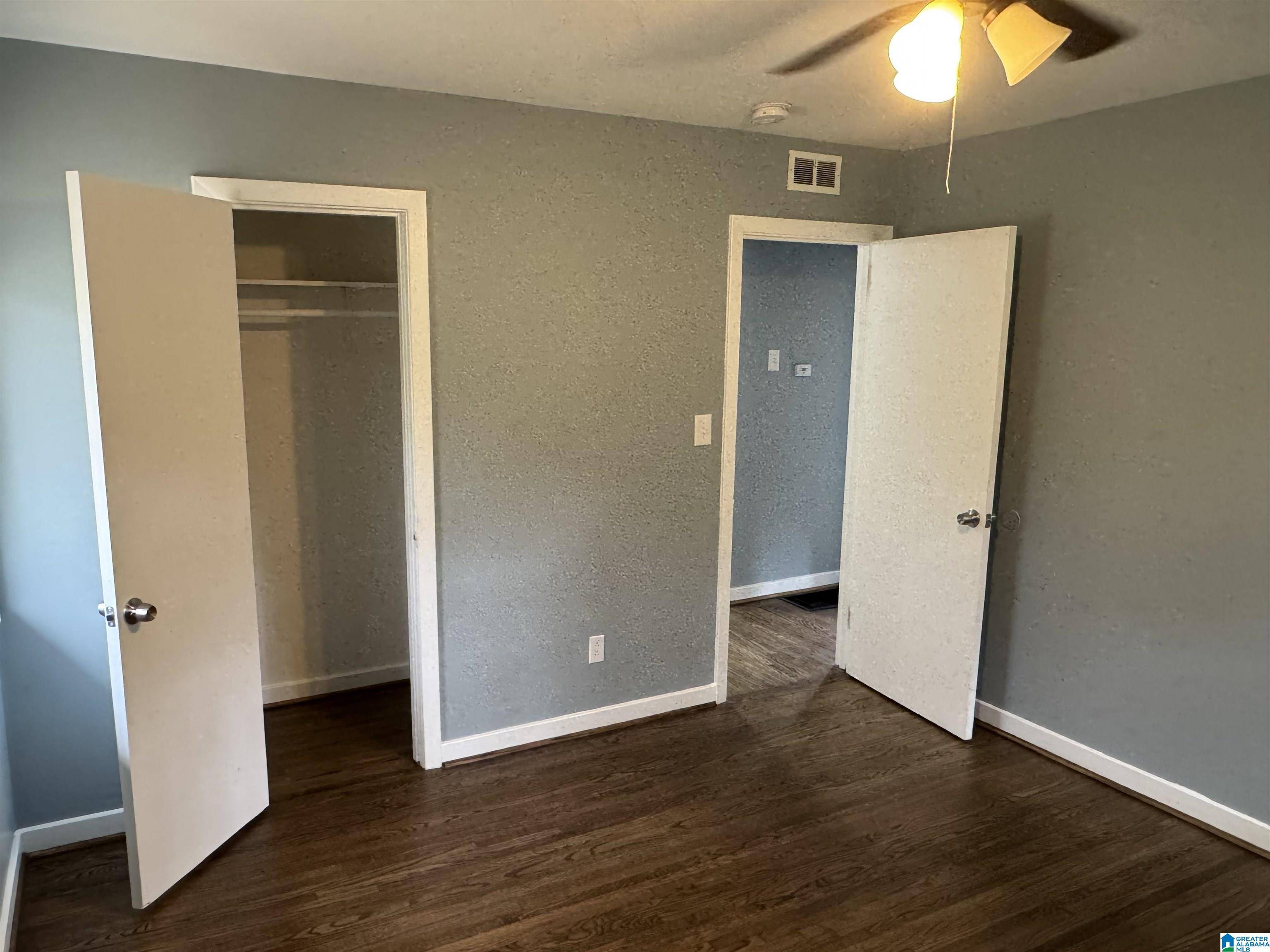 Center Point, AL 35215,1632 BOBOLINK LANE NE