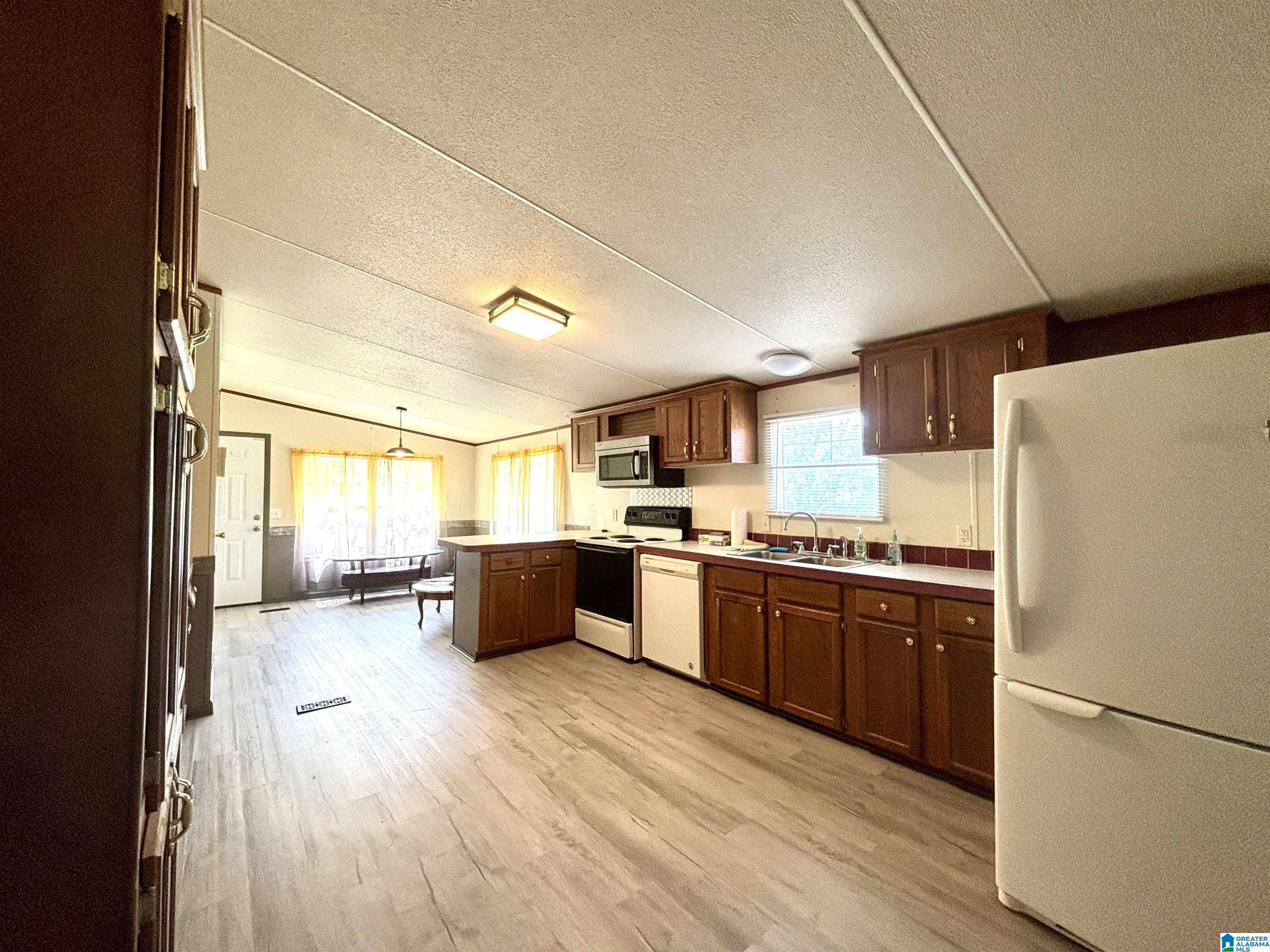 Odenville, AL 35120,100 ABINGDON TRACE