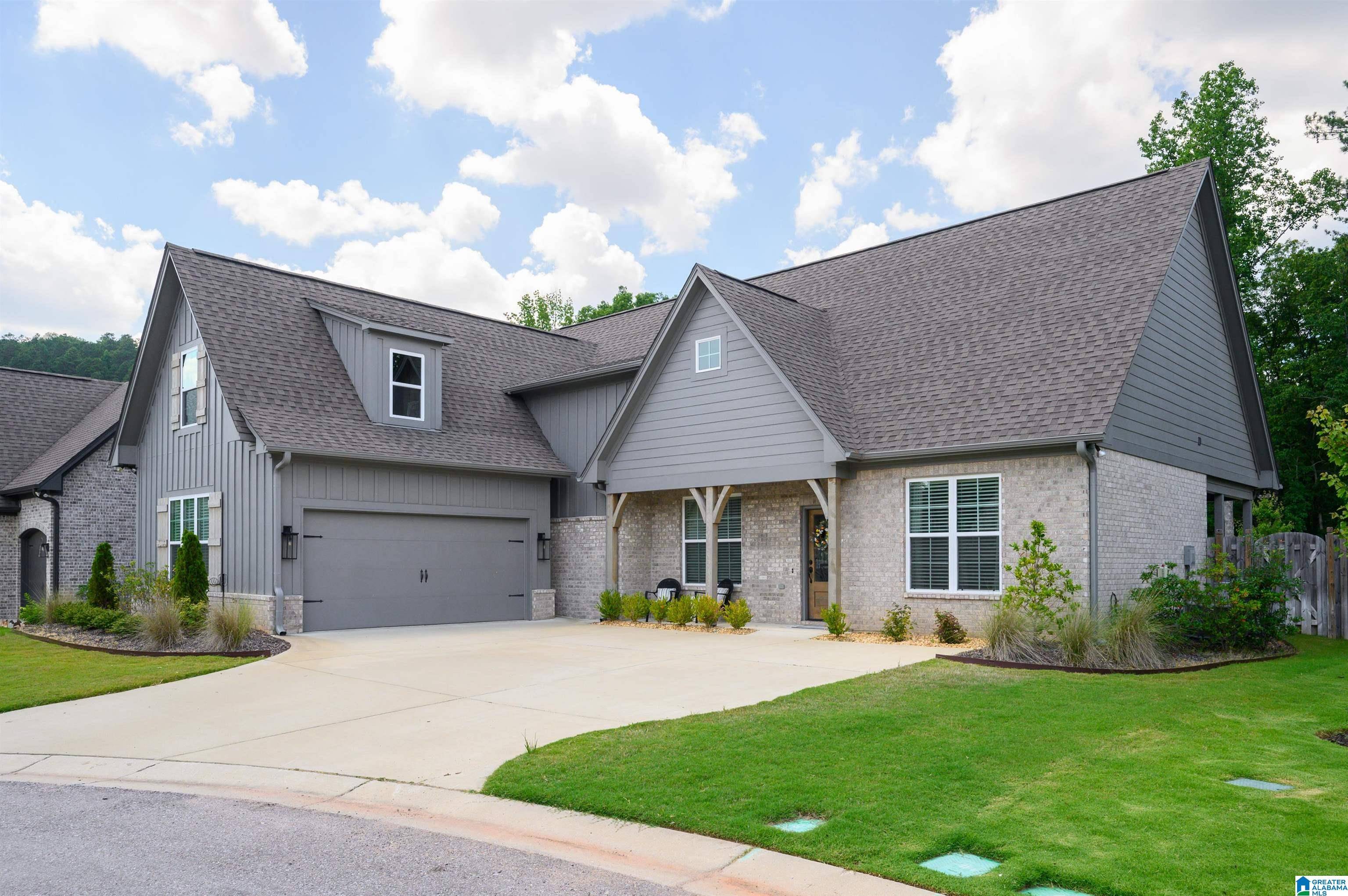 Pelham, AL 35124,325 KINROSS COVE