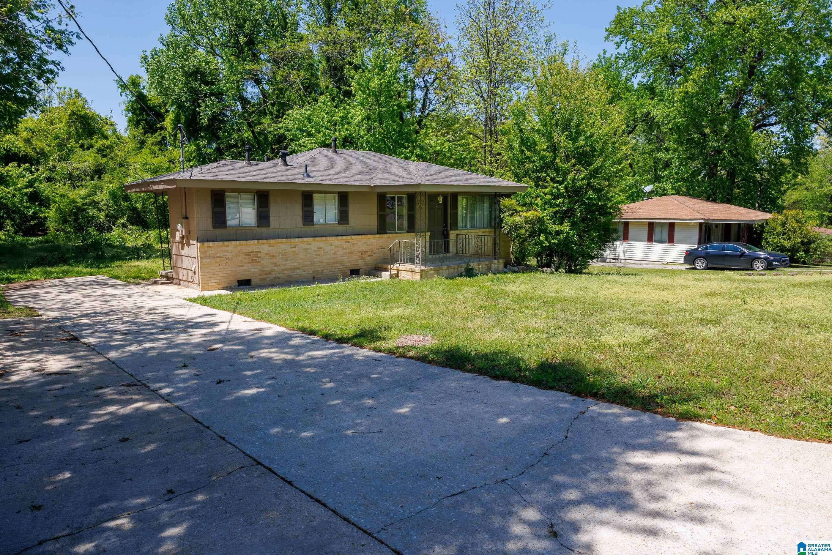 Center Point, AL 35215,2332 2ND PLACE NE