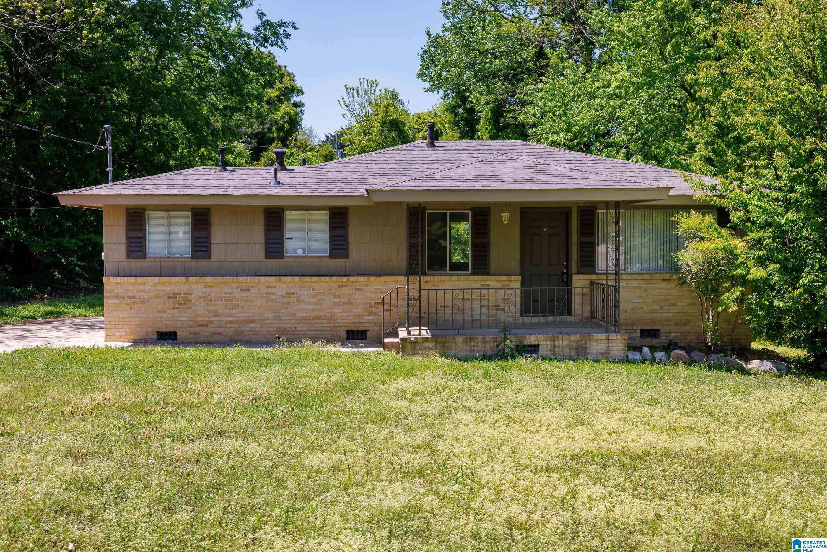 Center Point, AL 35215,2332 2ND PLACE NE