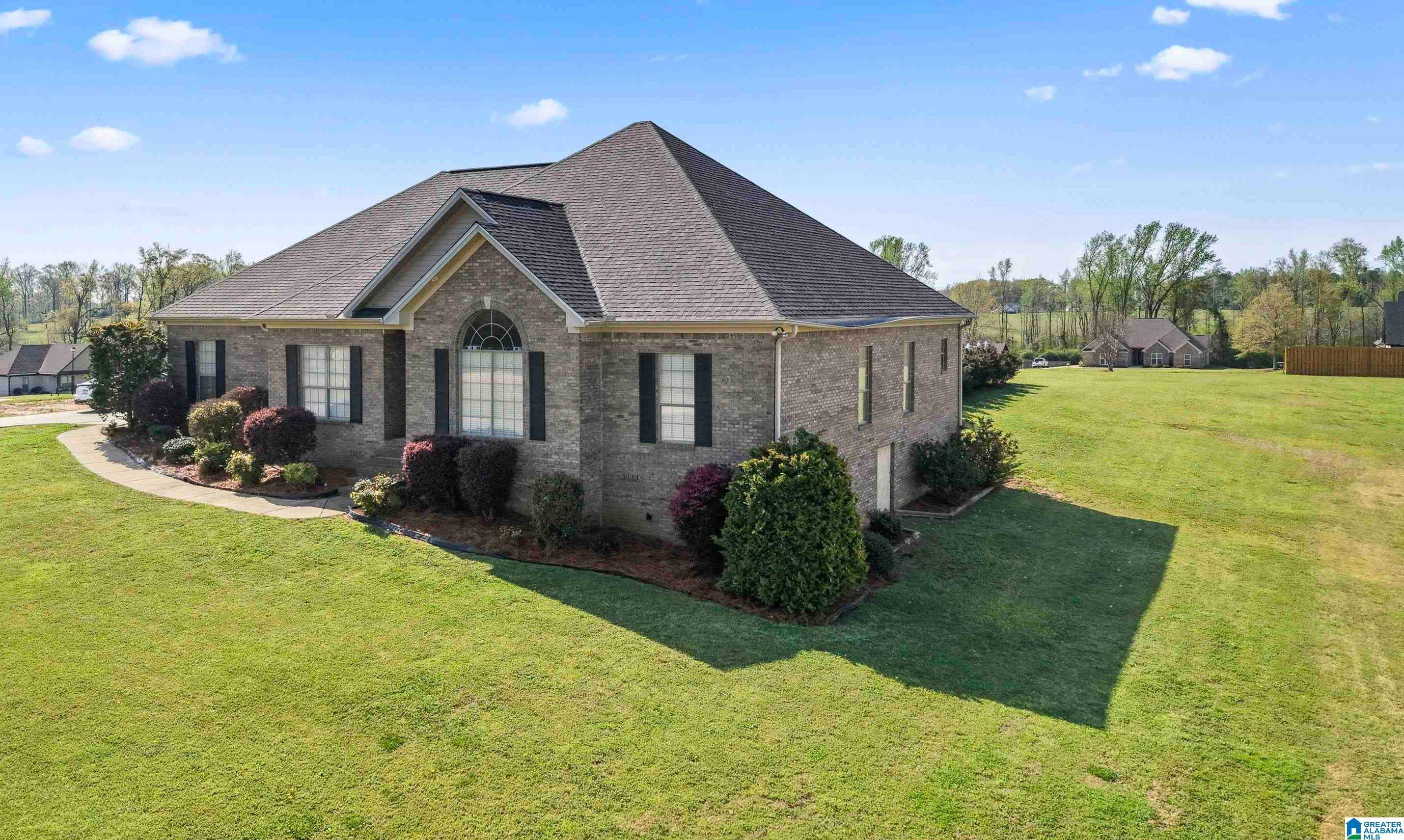 Clanton, AL 35045,60 CREST LOOP ROAD