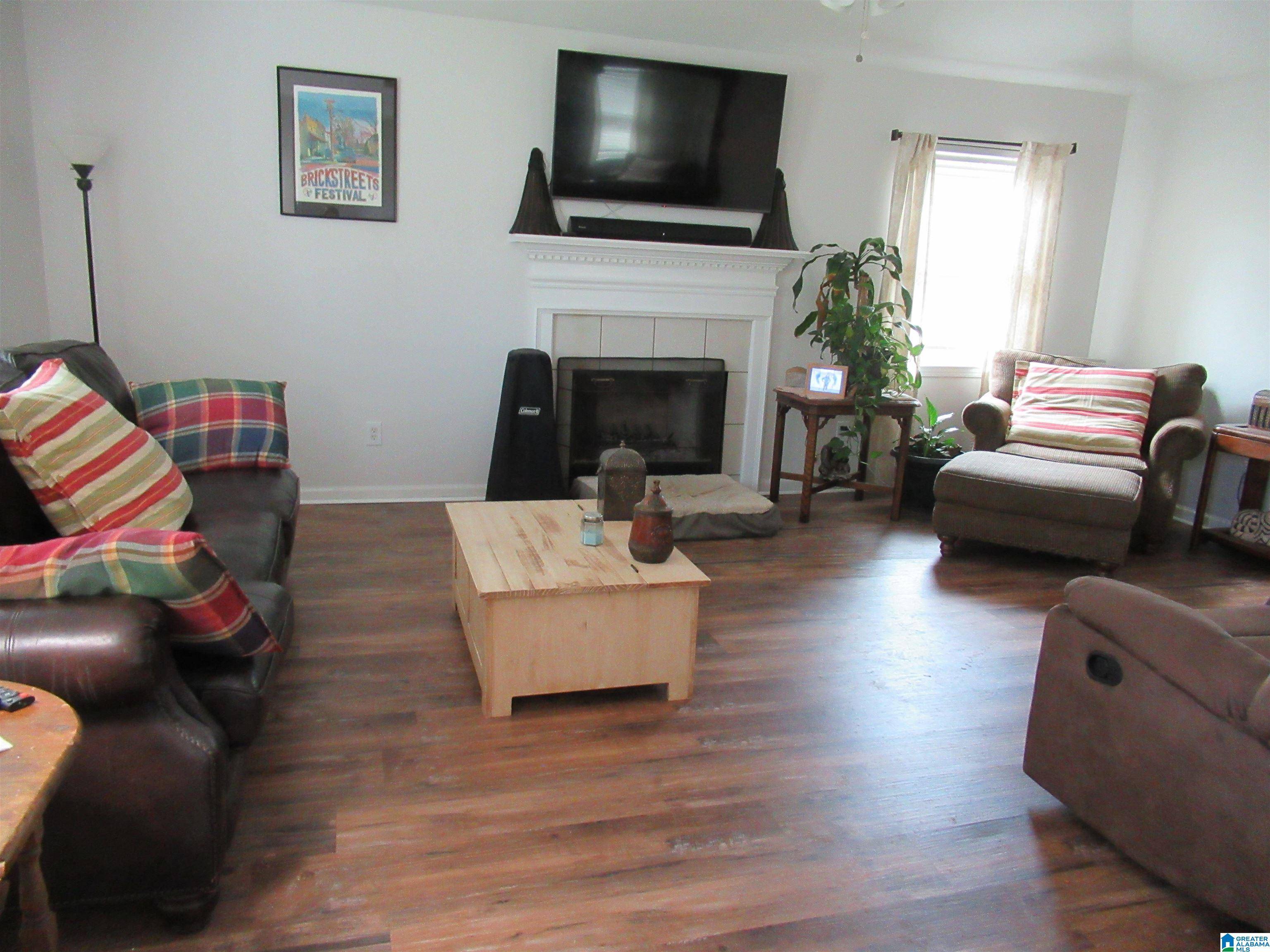 Pelham, AL 35124,302 MILLS WAY