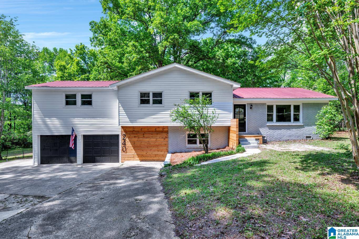 Warrior, AL 35180,240 VALLEY LANE